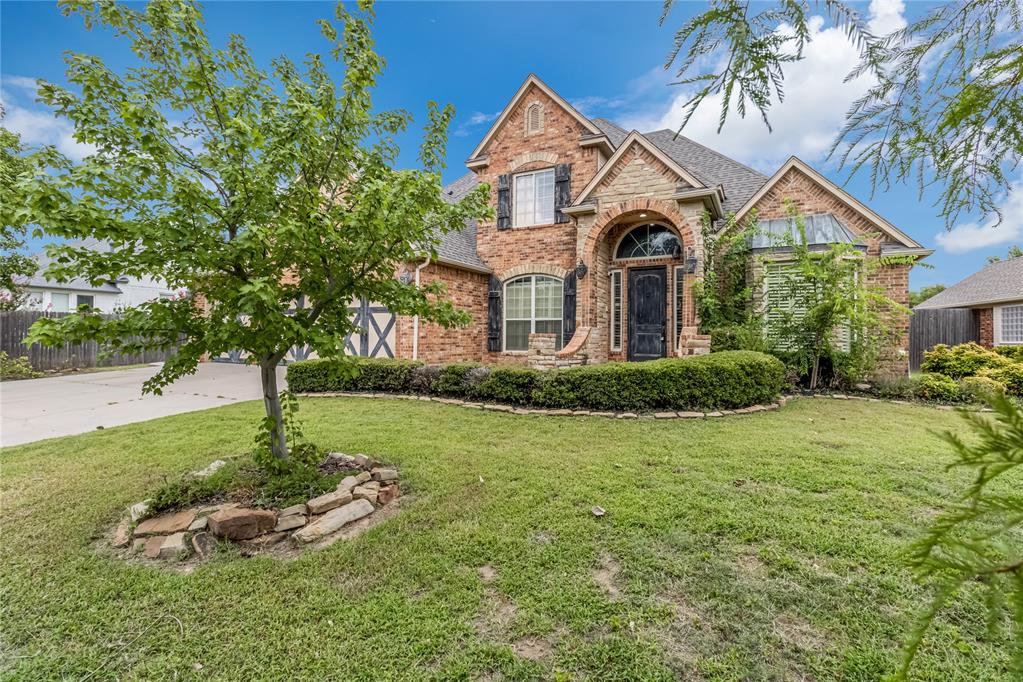 Welcome home to a beautiful stone and brick home in a sought after Norman neighborhood with two community pools.  The home has 5 bedrooms, 3 full bathrooms, 1 half bath. The master bedroom is located downstairs and the secondary bedrooms are upstairs, large kitchen with 2 dining rooms.  Backyard has a large covered patio area, great for family and friend entertaining. Home is located near shopping, dining and freeway access.