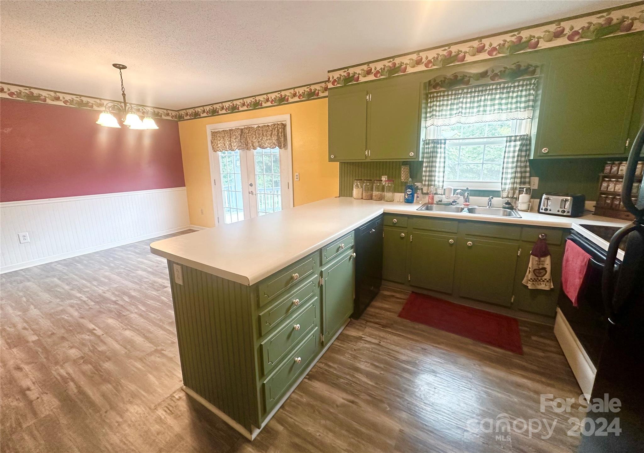 4050 Quarry Estates Road