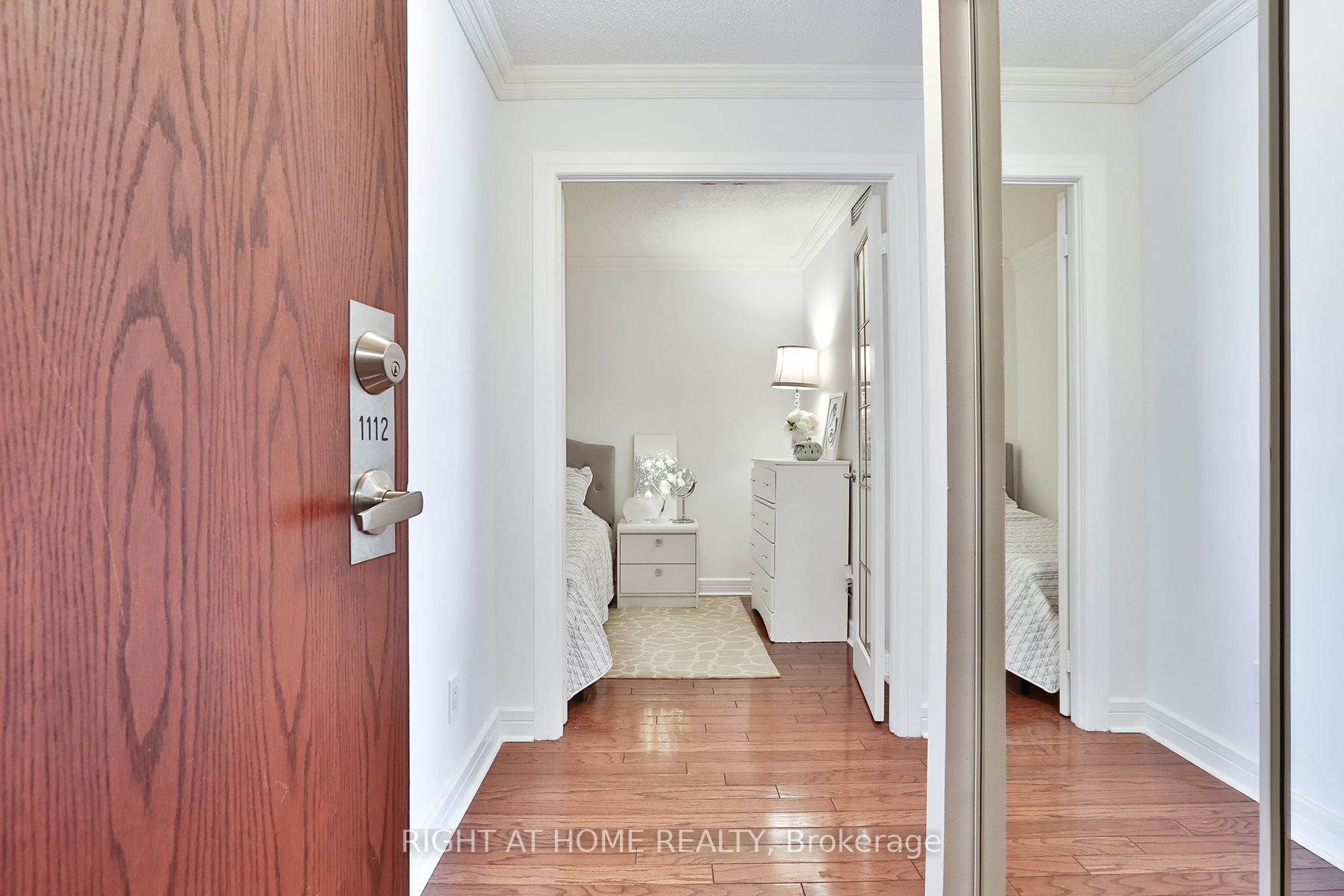16 Harrison Garden Blvd 1112