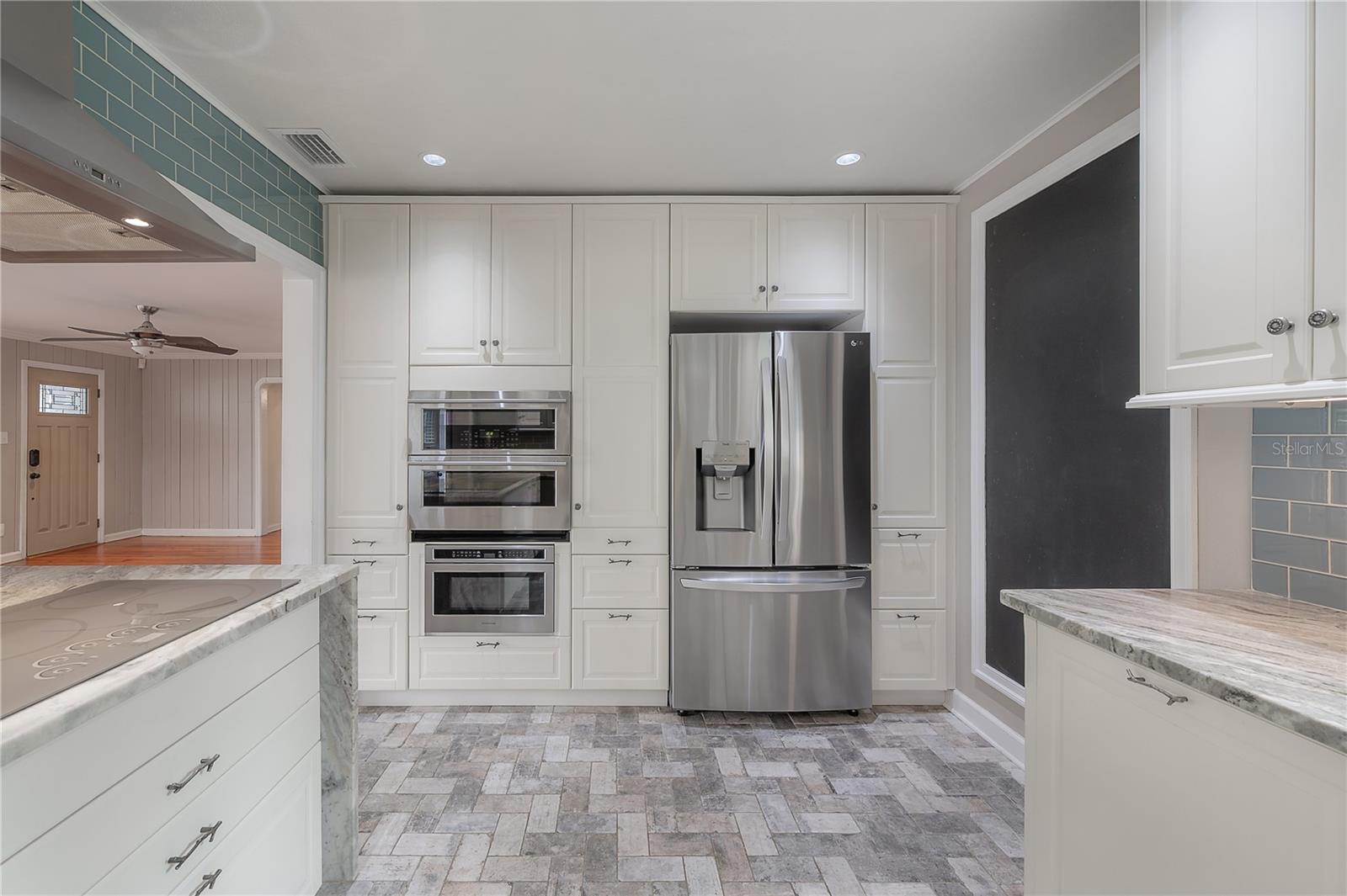 1303 E Clifton Street