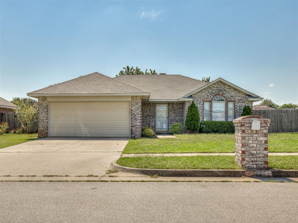 ?? Ready to Move In!
If you're looking for a move-in ready home — this is it! This beautifully maintained 3-bedroom, 2-bath home features a spacious open floor plan, a cozy gas fireplace, and a 2-car garage. ?

You'll be amazed by the impeccable condition and welcoming feel the moment you walk in. The large backyard is perfect for entertaining, complete with a covered patio ideal for gatherings with family and friends. ????

Don't miss your chance to own this charming home — it’s everything you’ve been looking for!