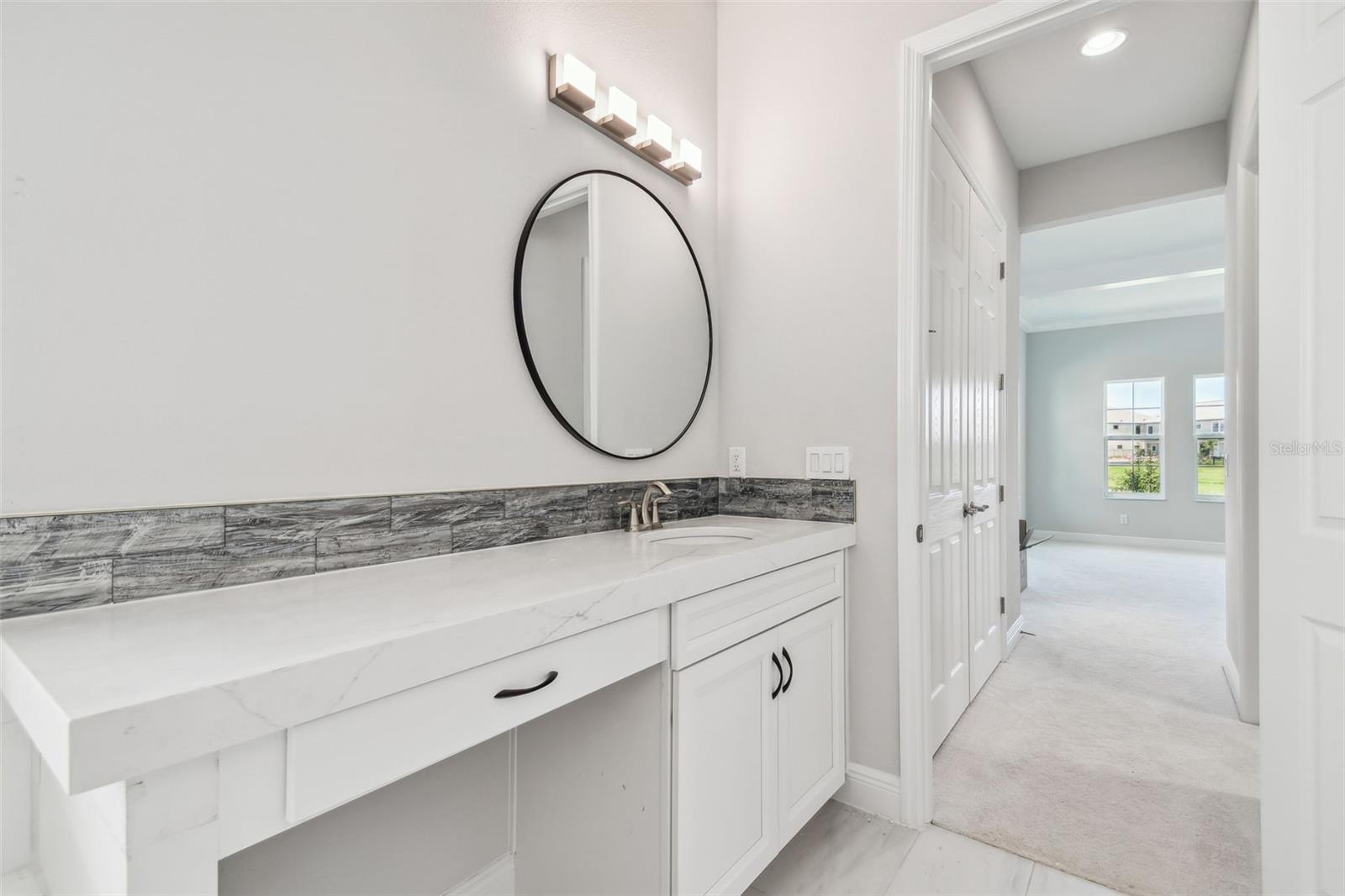 11239 Rustic Timber Loop