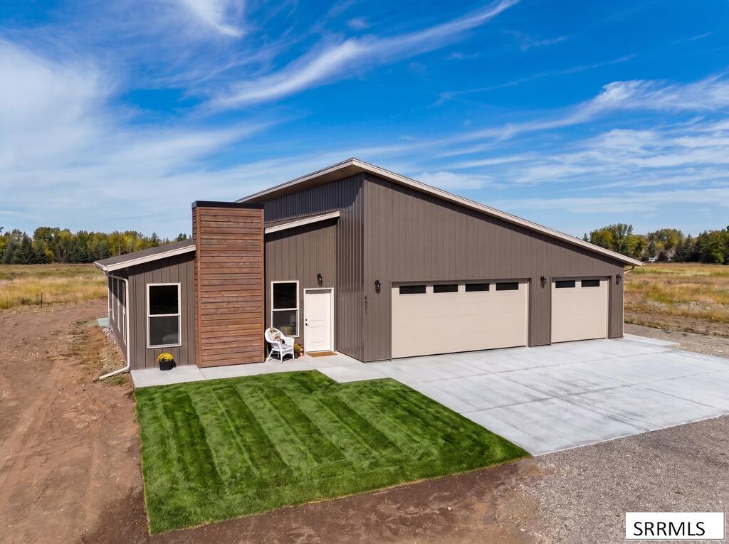 531 N 2565 E, St Anthony