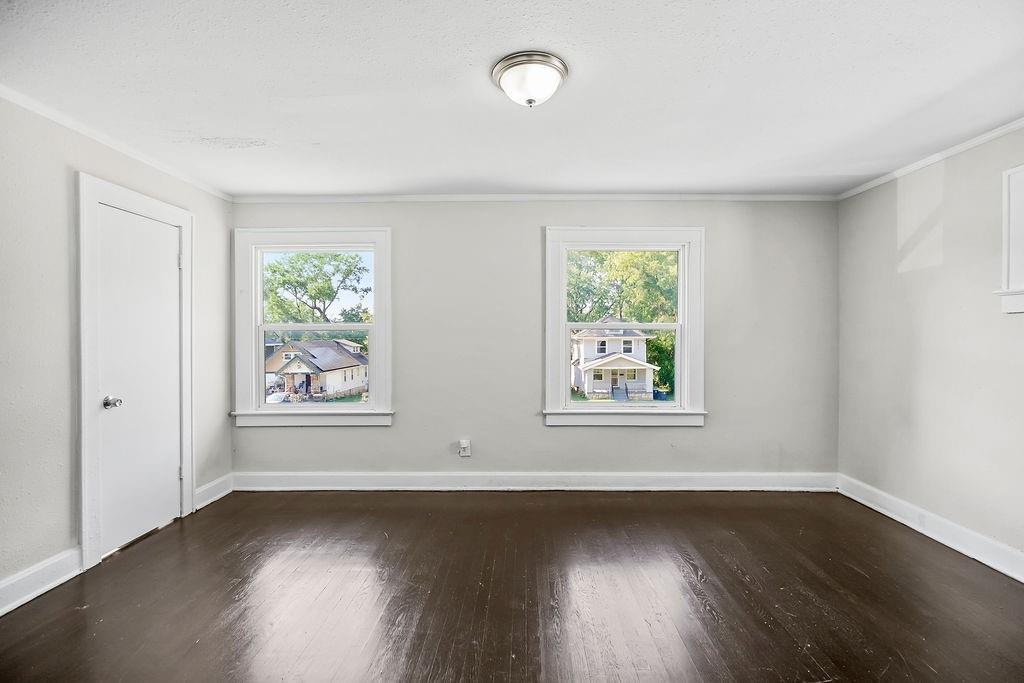 5611 Highland Avenue