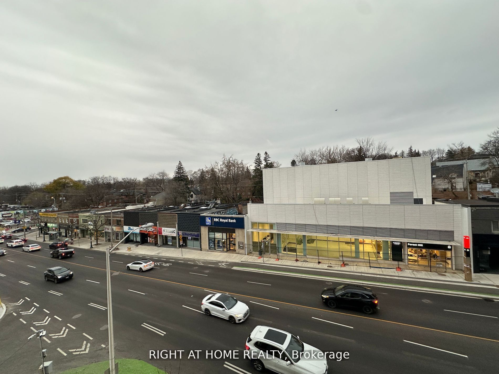 2020 Bathurst St 320