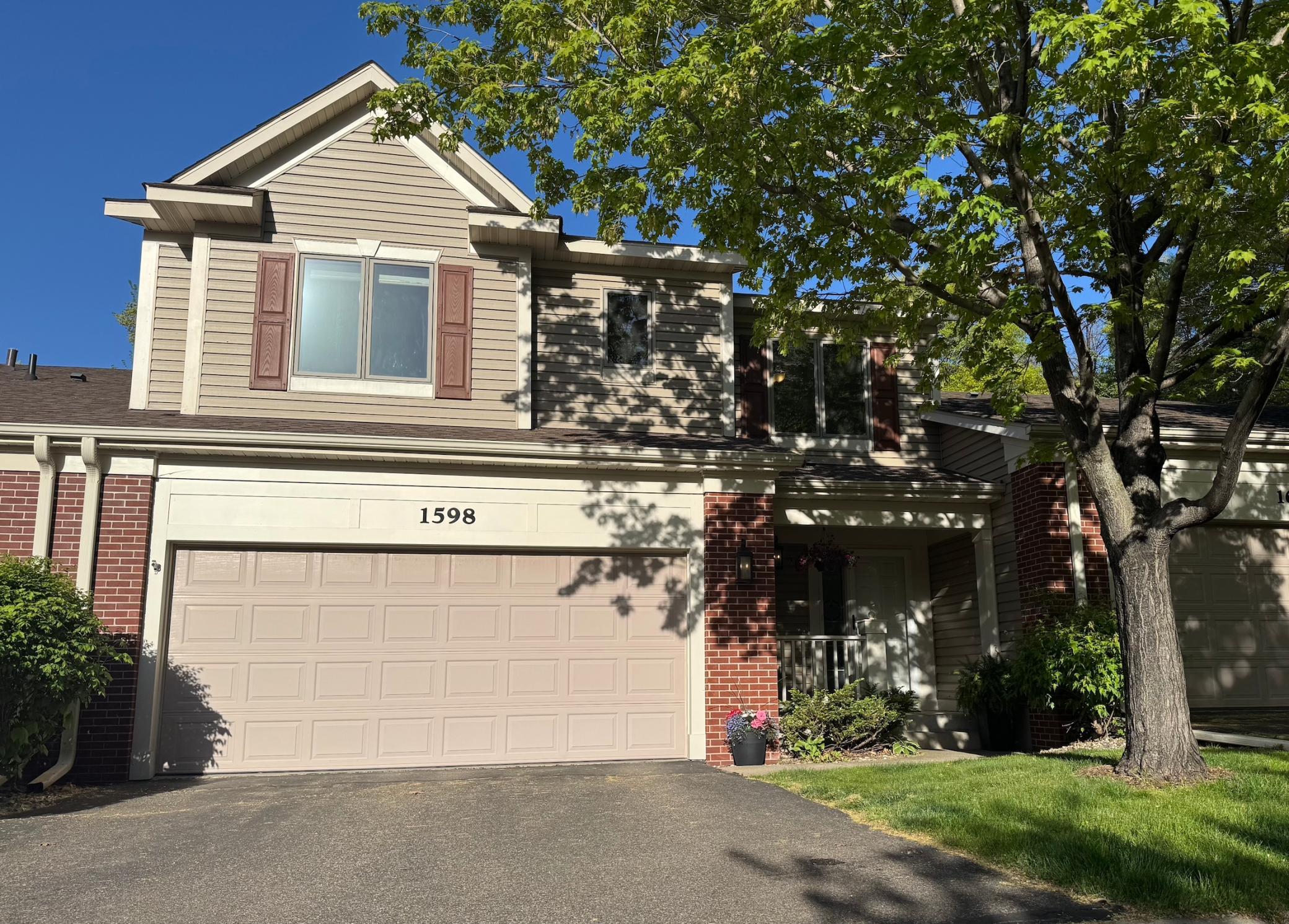 1598 Summit Shores Circle