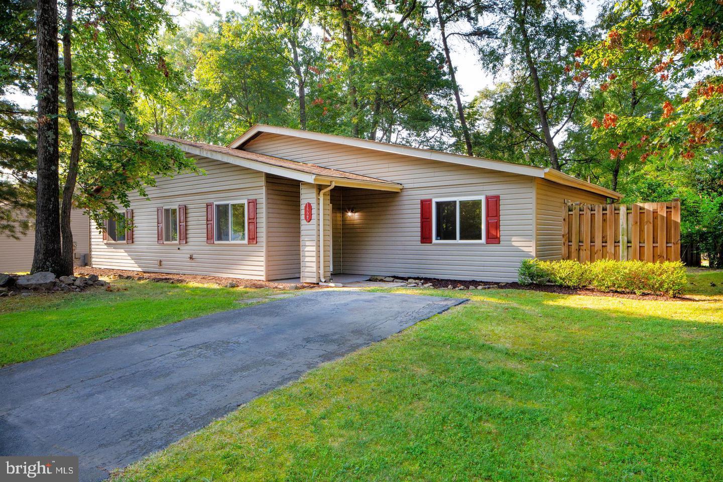 1525 Hiddenbrook Drive