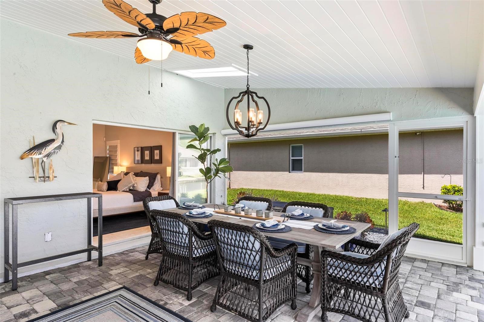 6 Colony Court