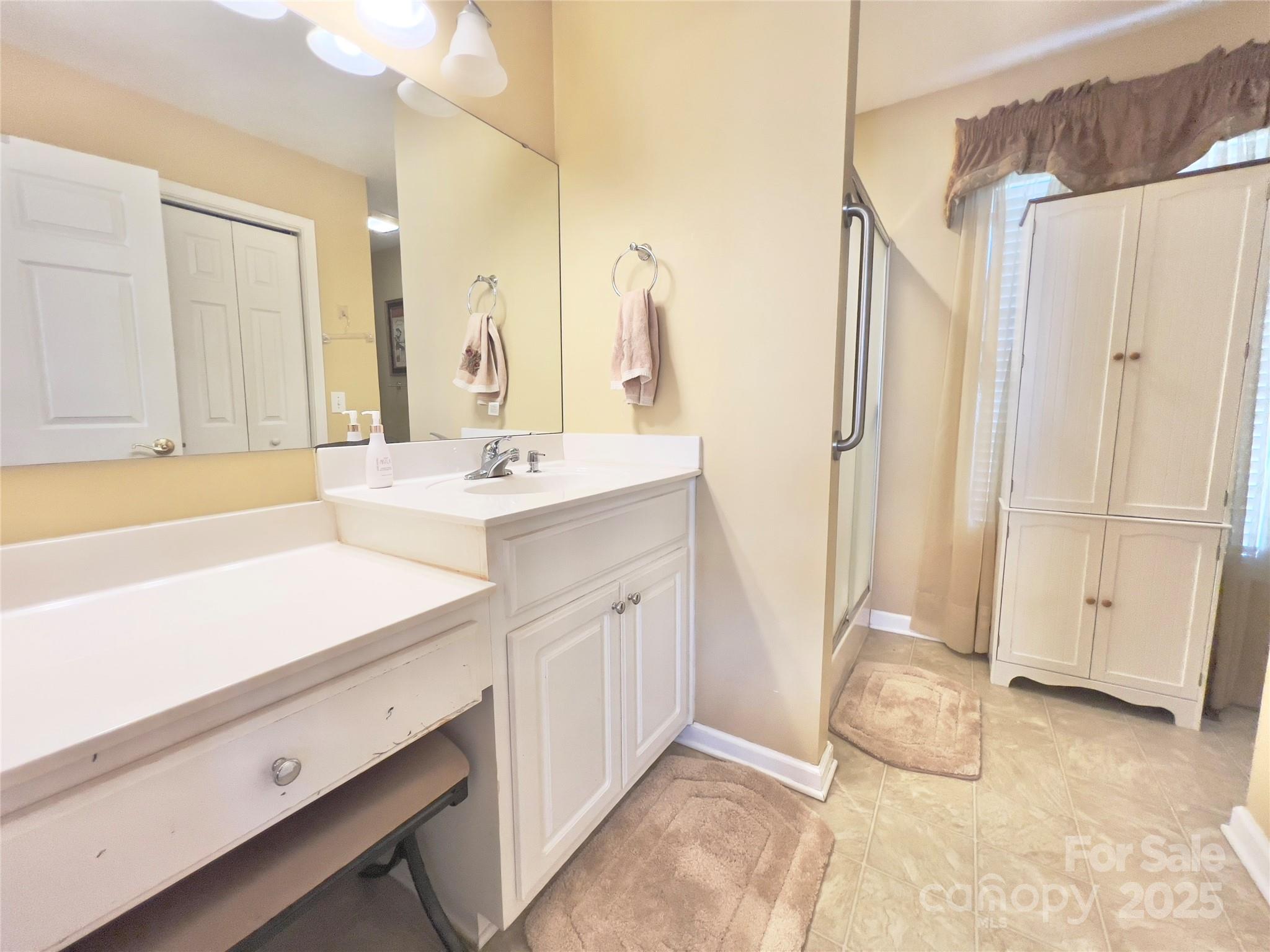 1292 Wexford Village