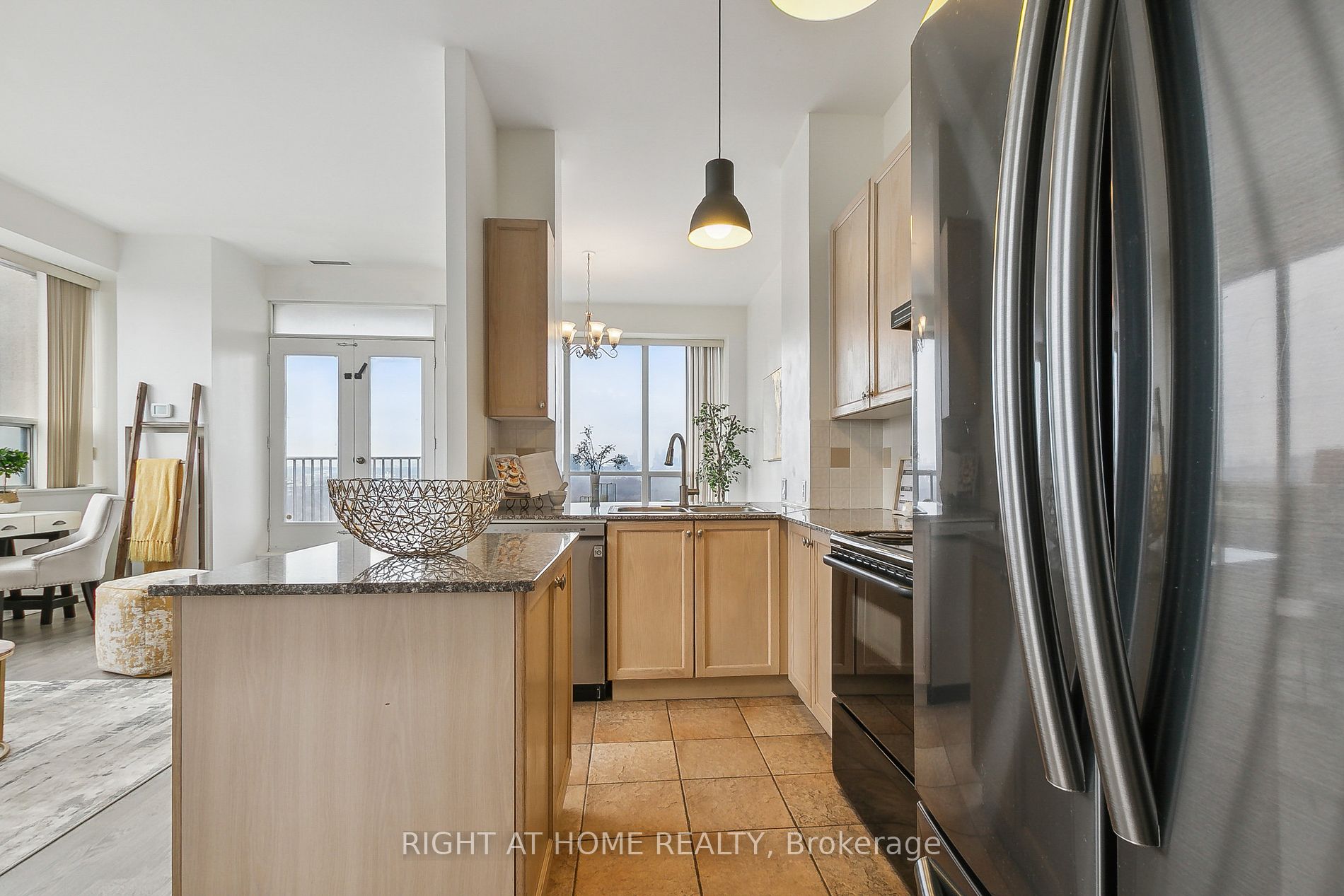 797 Don Mills Rd 802