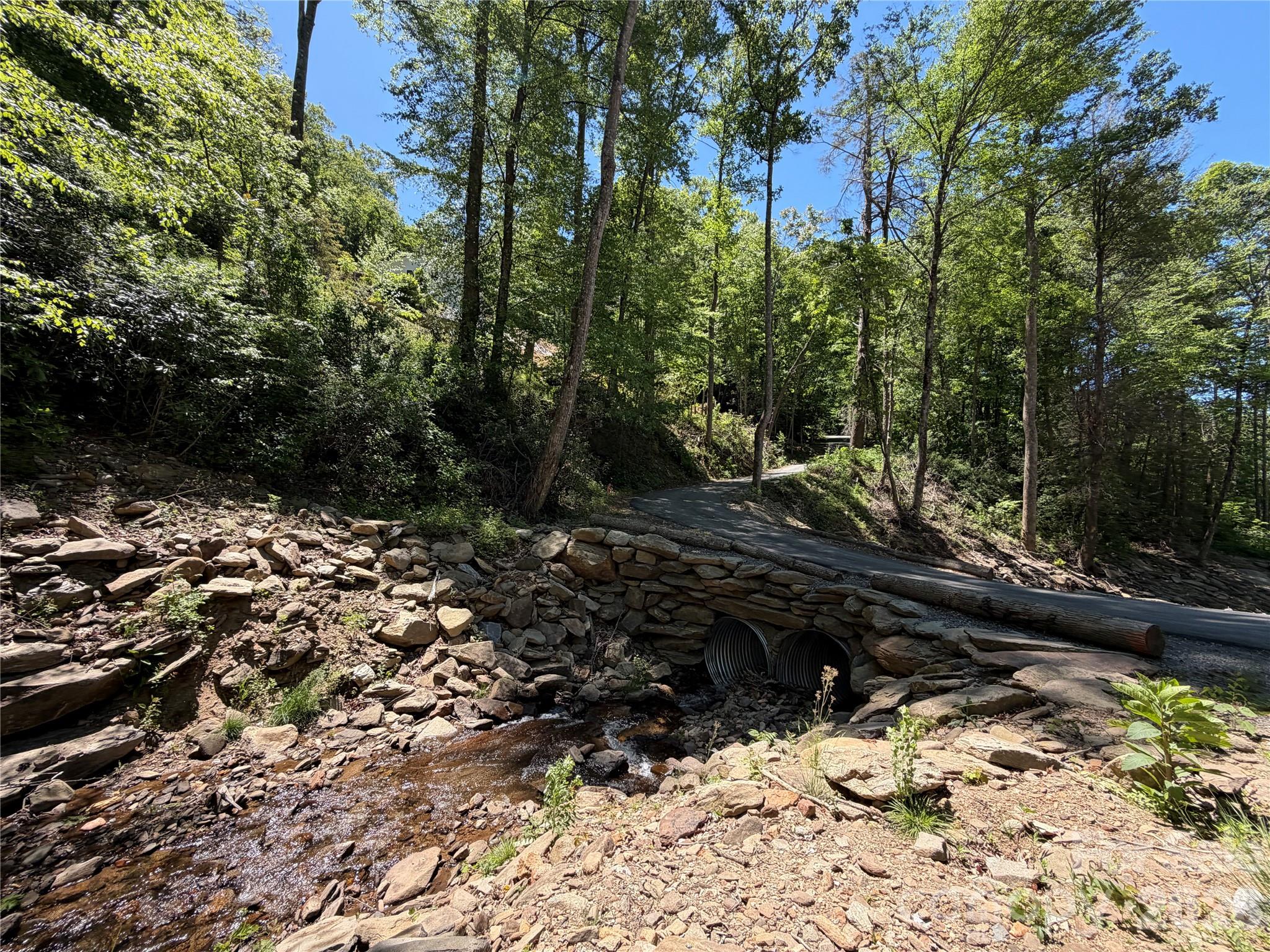 25 Buck Ridge Road