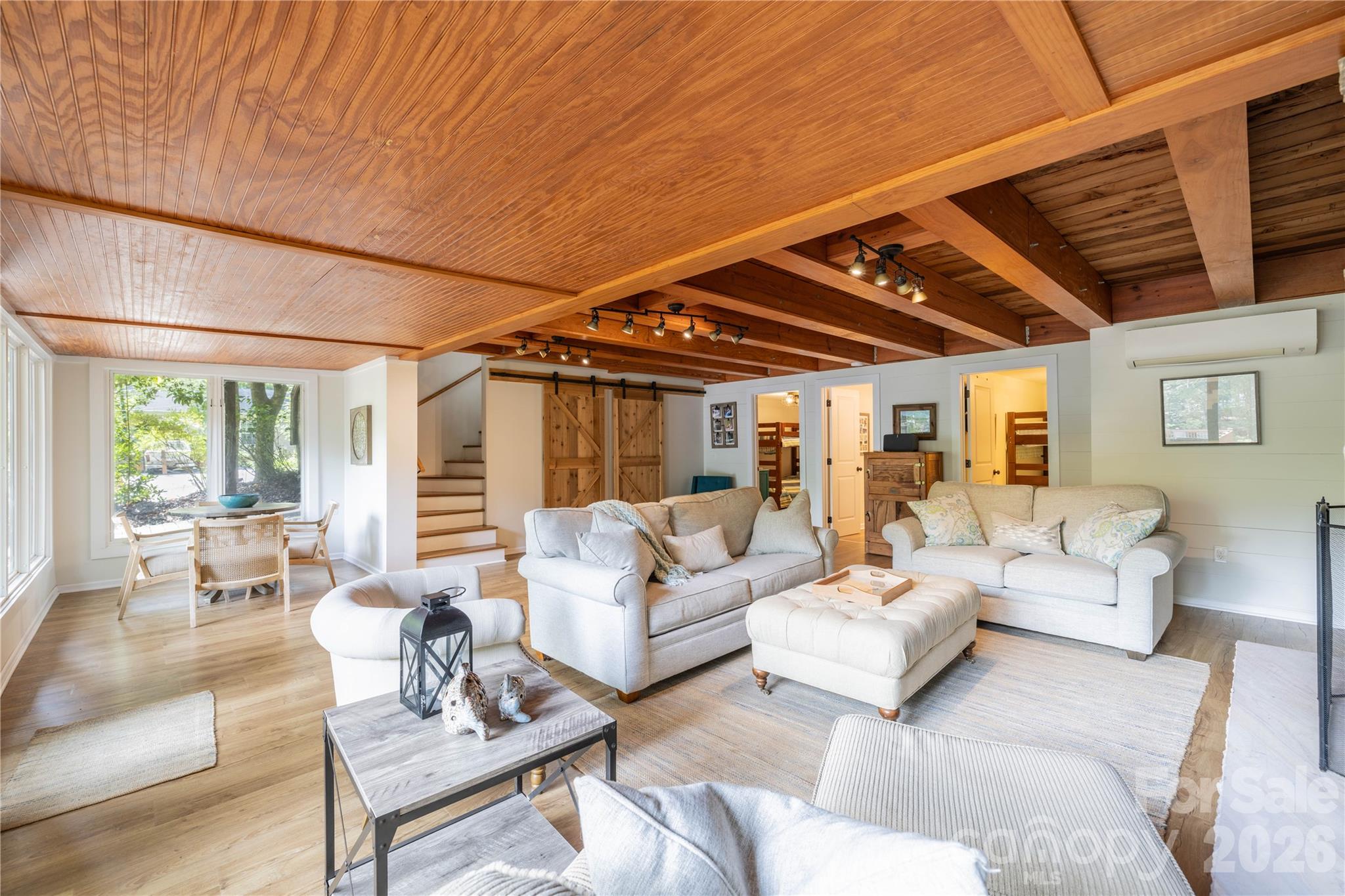 825 Emerald Shores Road