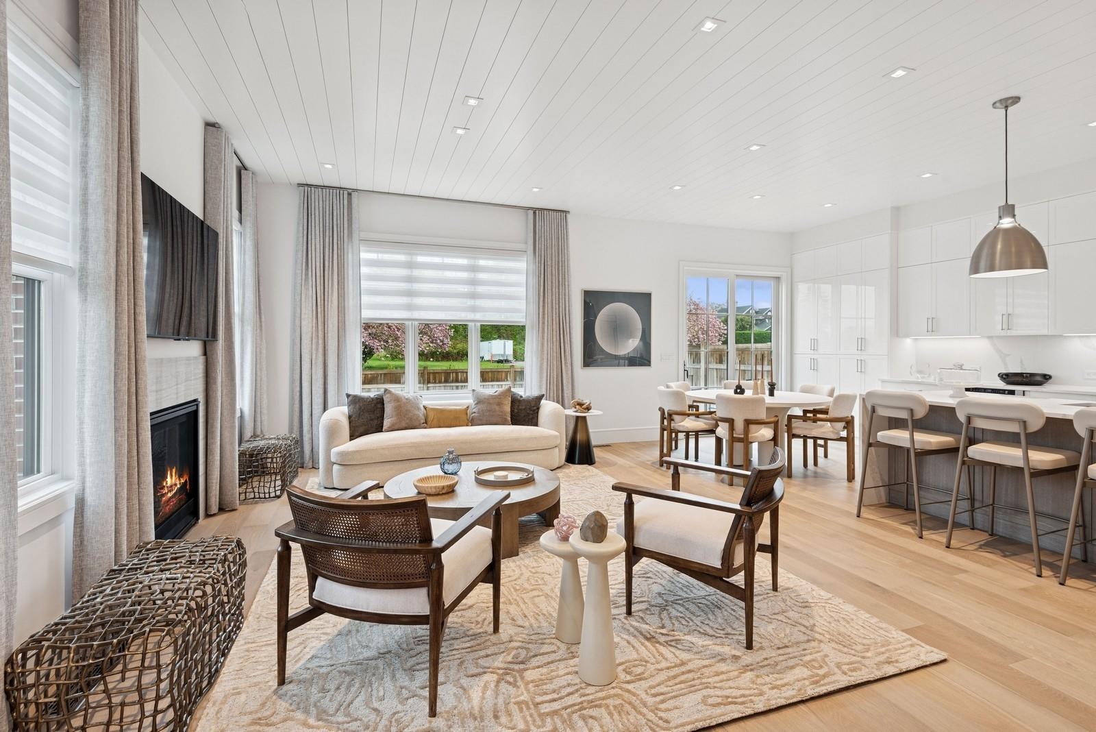 8 Magnolia Drive 2A