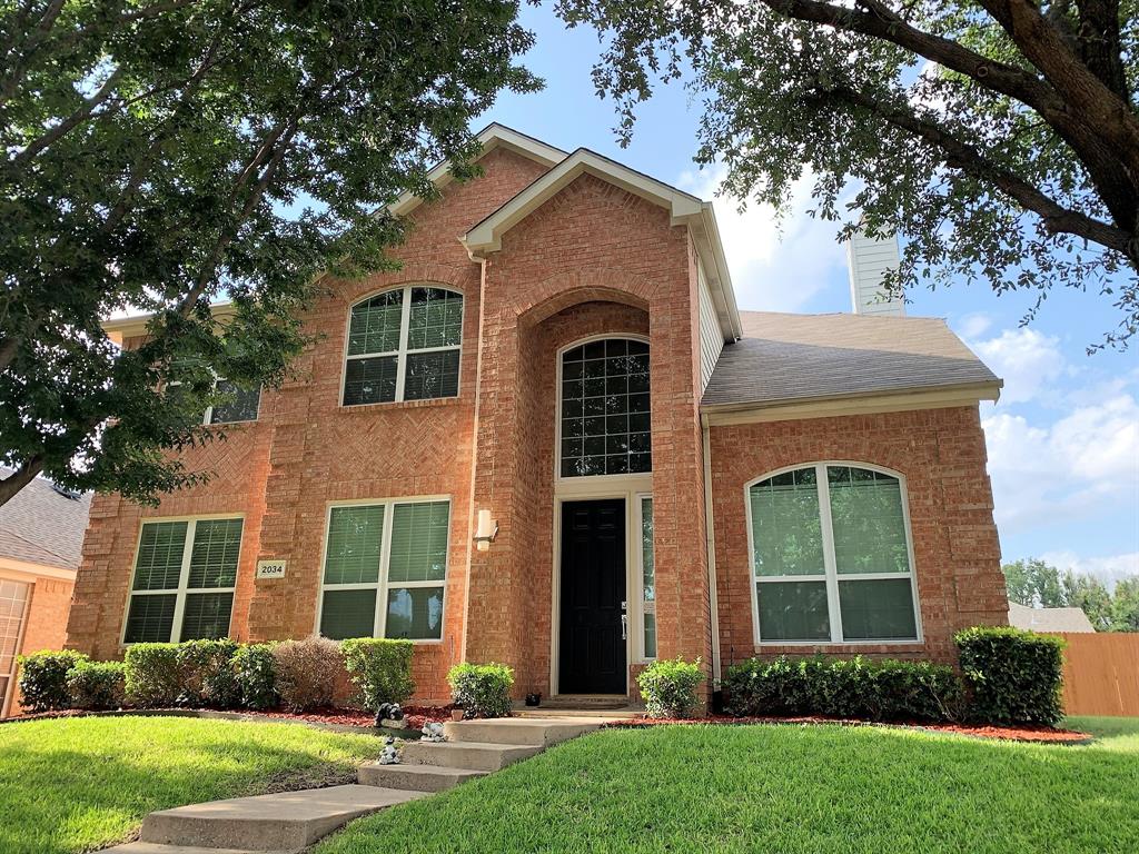 Very well-maintained home with great floor plan, on a large corner lot! Recent updates include both HVAC systems, water heater, energy-efficient low-E windows, flooring, and painting. Access to community pool. Pet acceptable on a case-by-case basis. Kitchen vent does not vent out and is not suitable for heavy cooking. No RV or boat parking at the property. No section 8. Listing agent is related to landlord.
