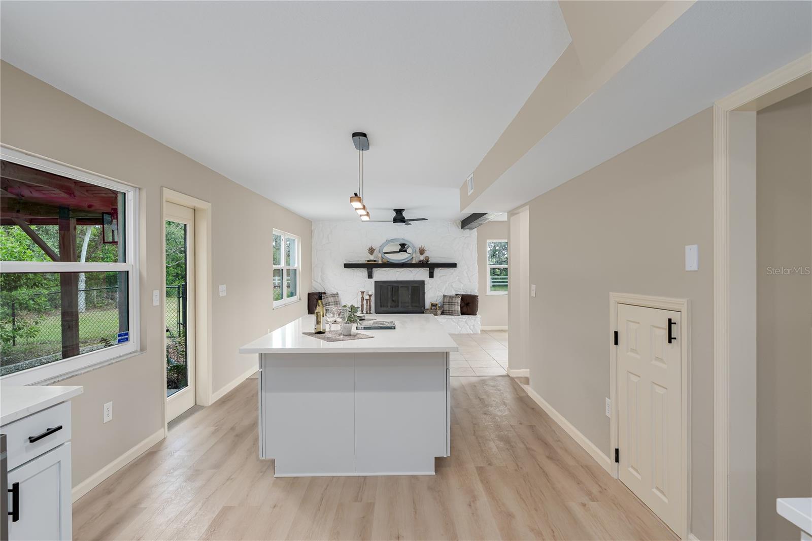 5403 Red Rooster Road