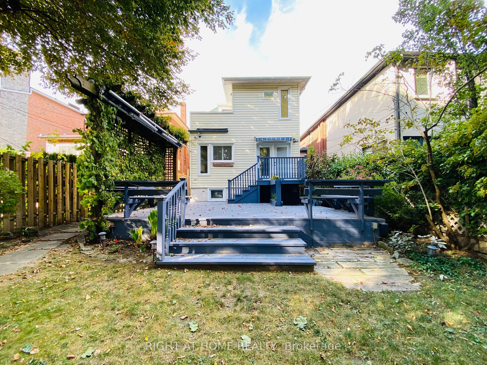 131 Colin Ave