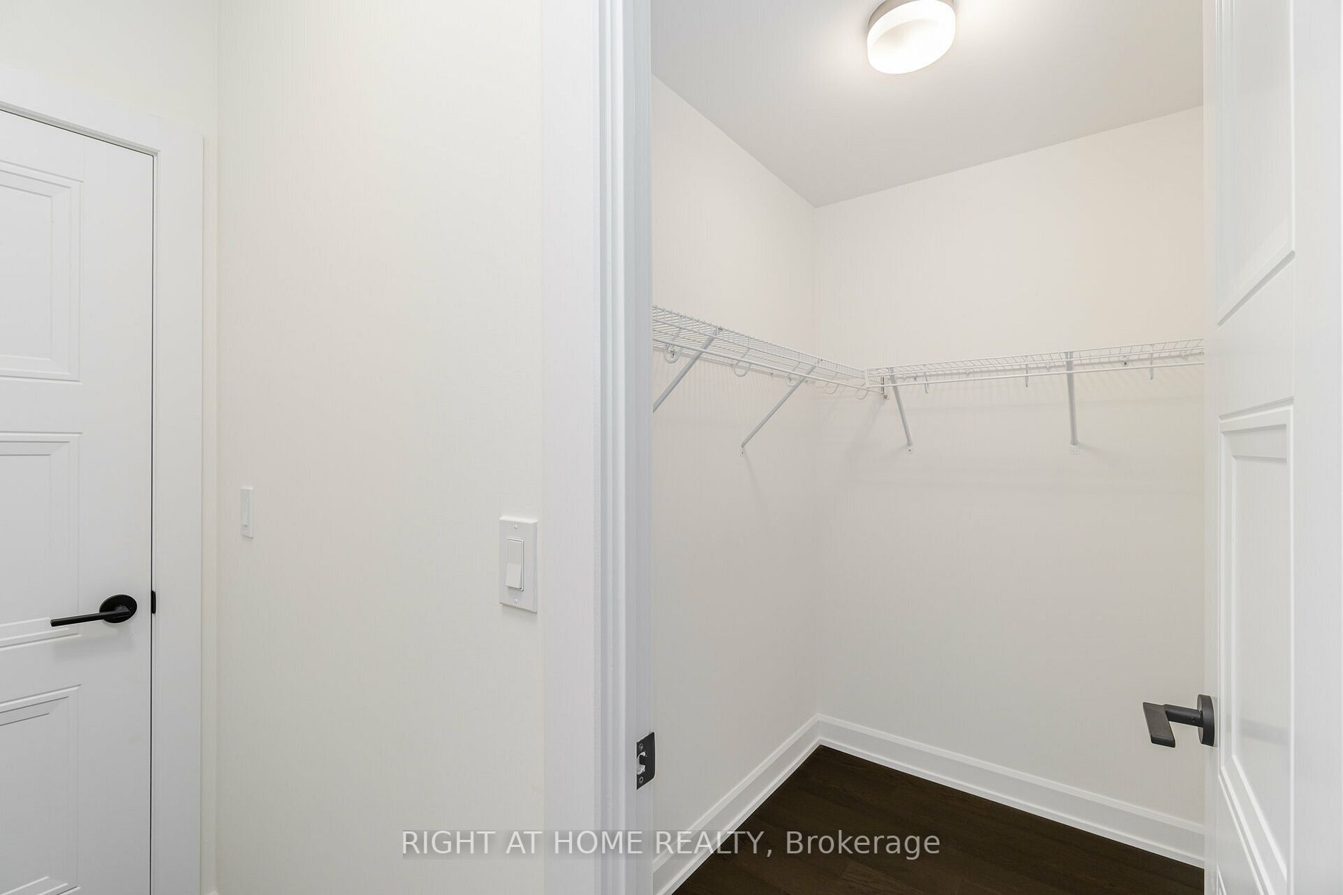 3200 E William Coltson Ave 117