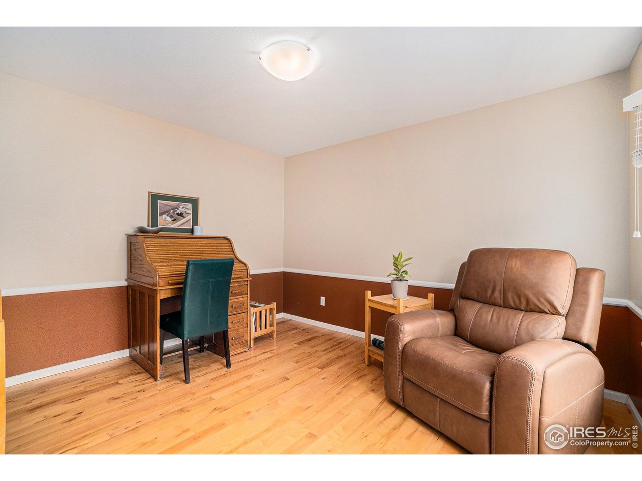 1119 Oakmont Ct