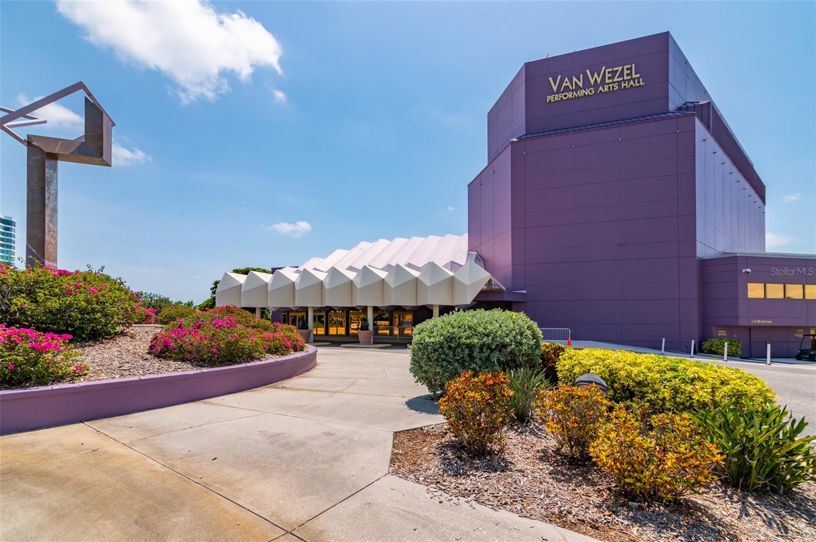 111 S Pineapple Avenue 1013