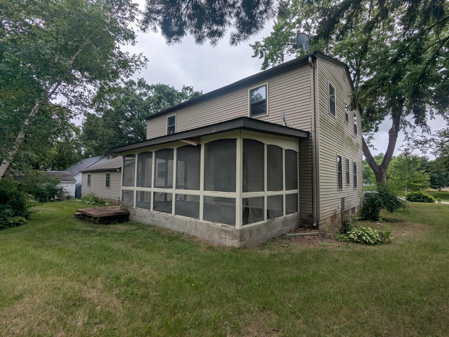 128 Knut Street