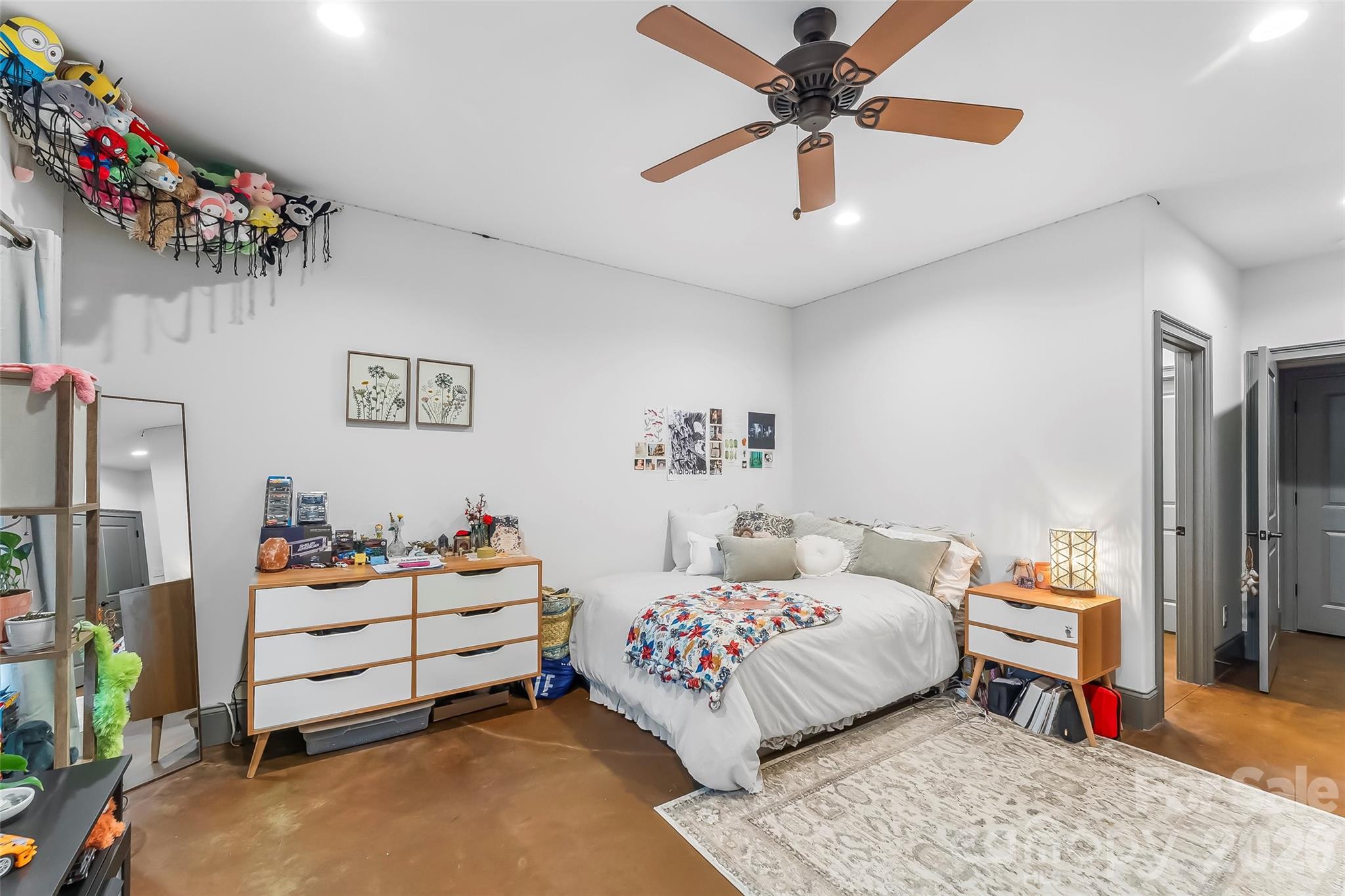 5069 Lighthouse Court