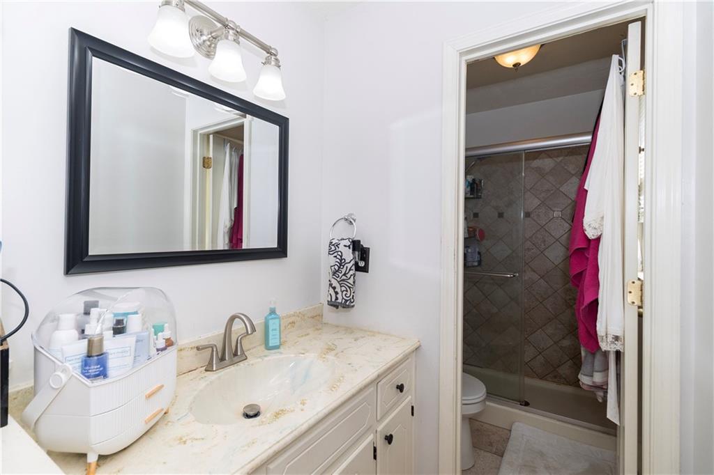 1005 SE Alice Street