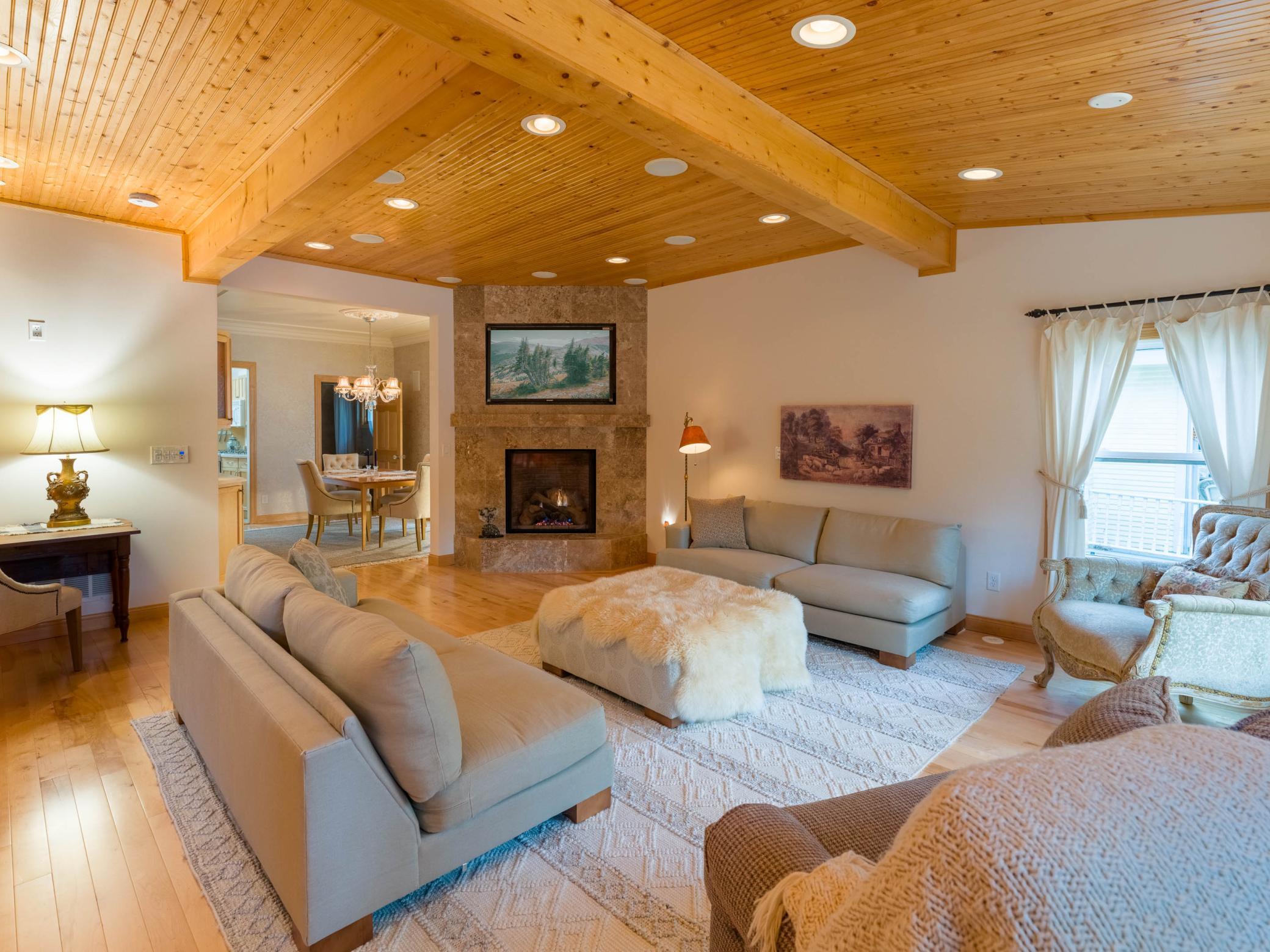 3801 Lyndale Avenue S