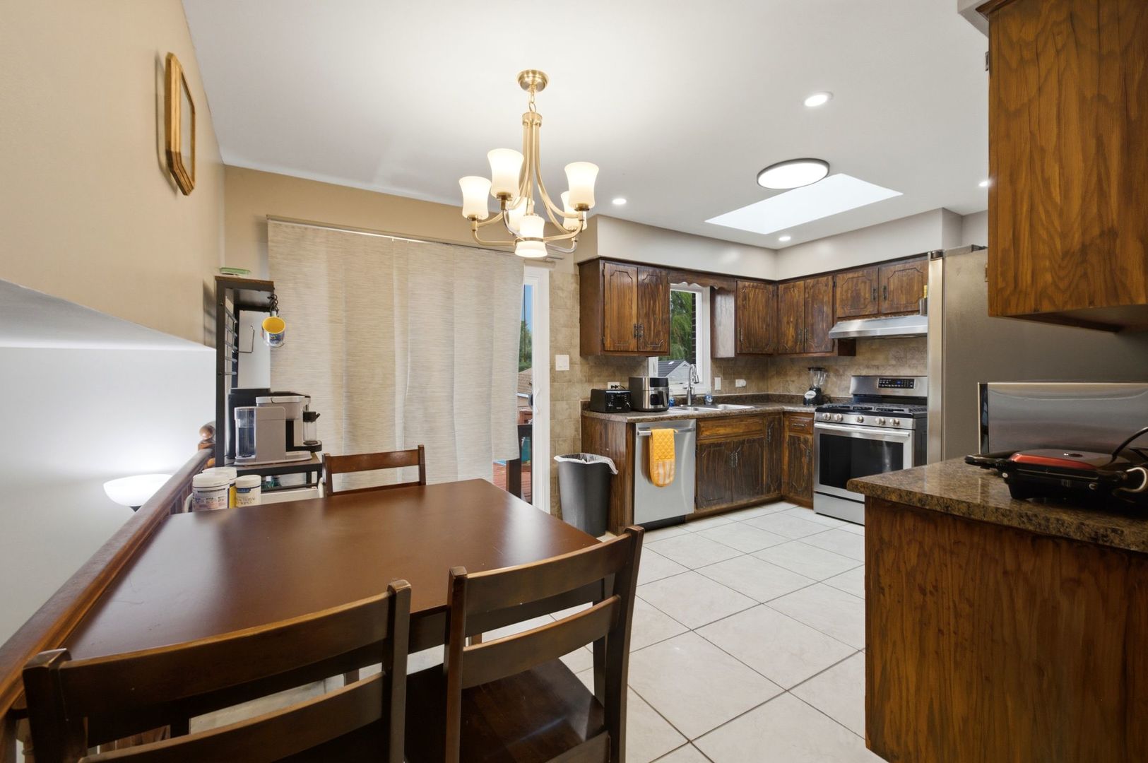 8612 Carriage Lane
