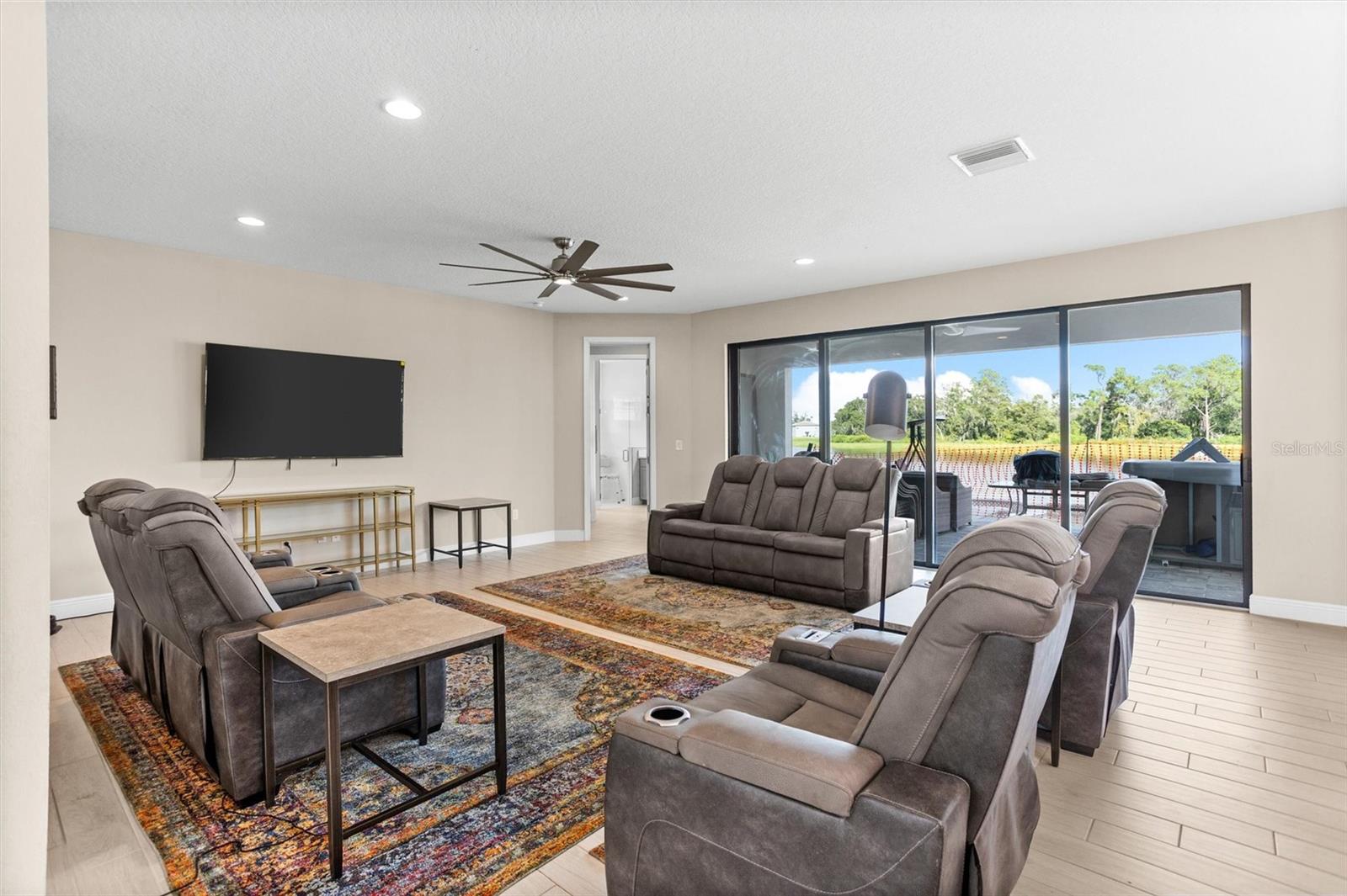 12850 Boggy Creek Drive