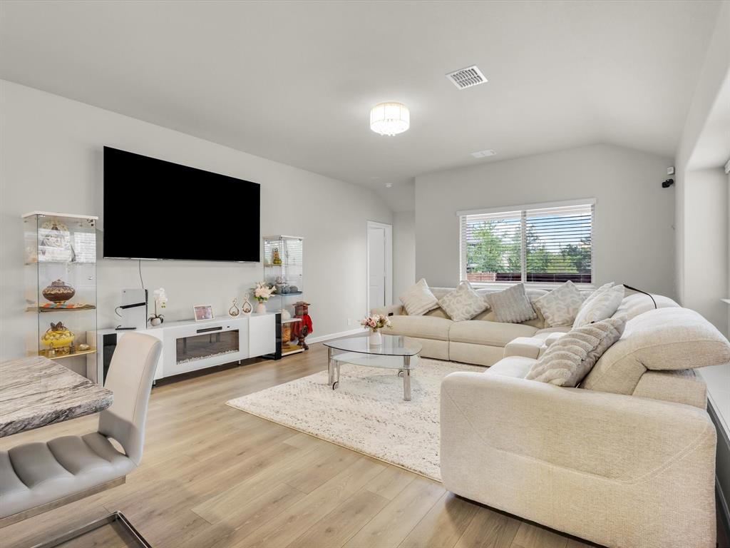 4529 Ridgehurst Lane