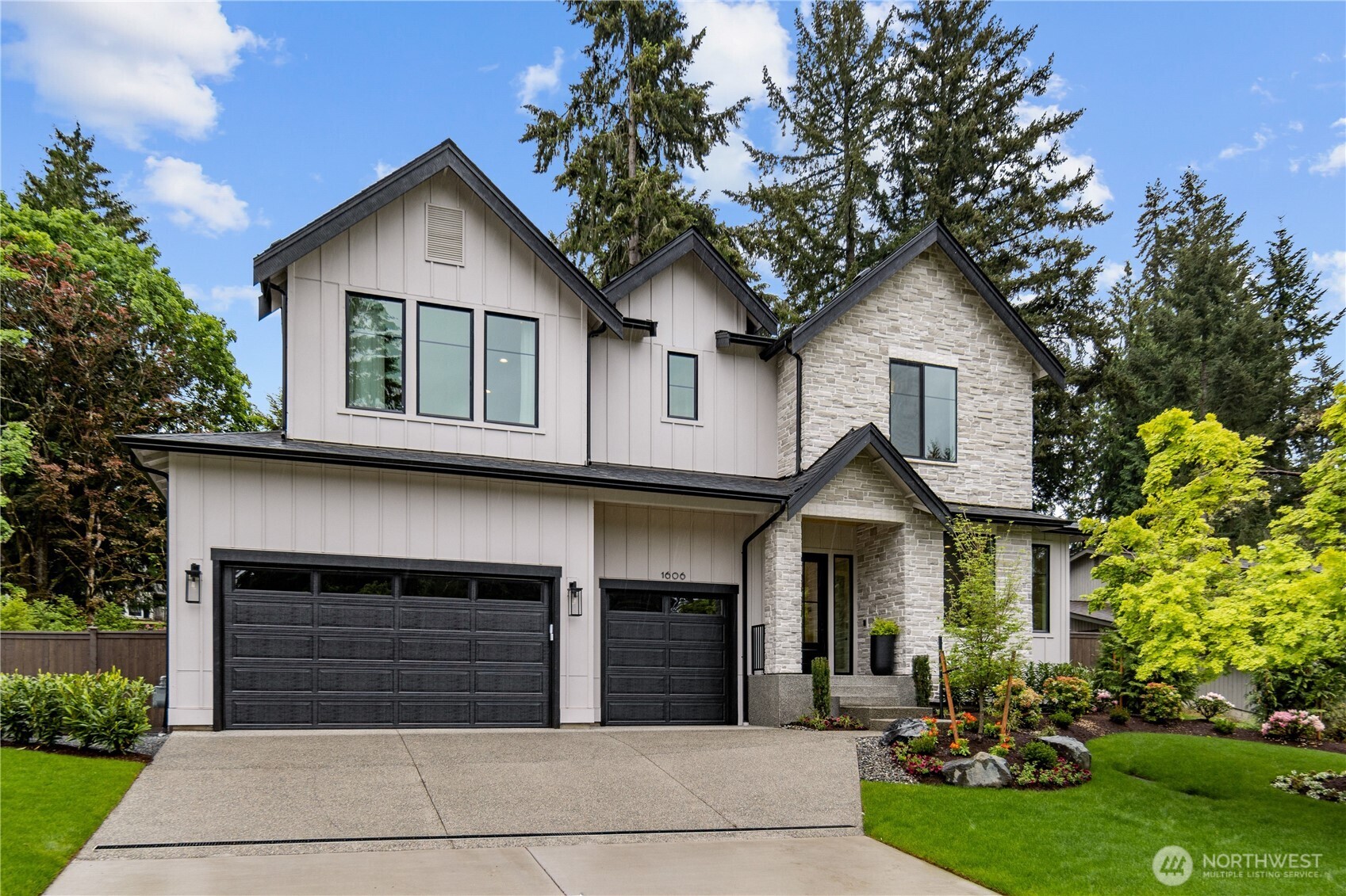 Bellevue - 1606  146th Avenue SE