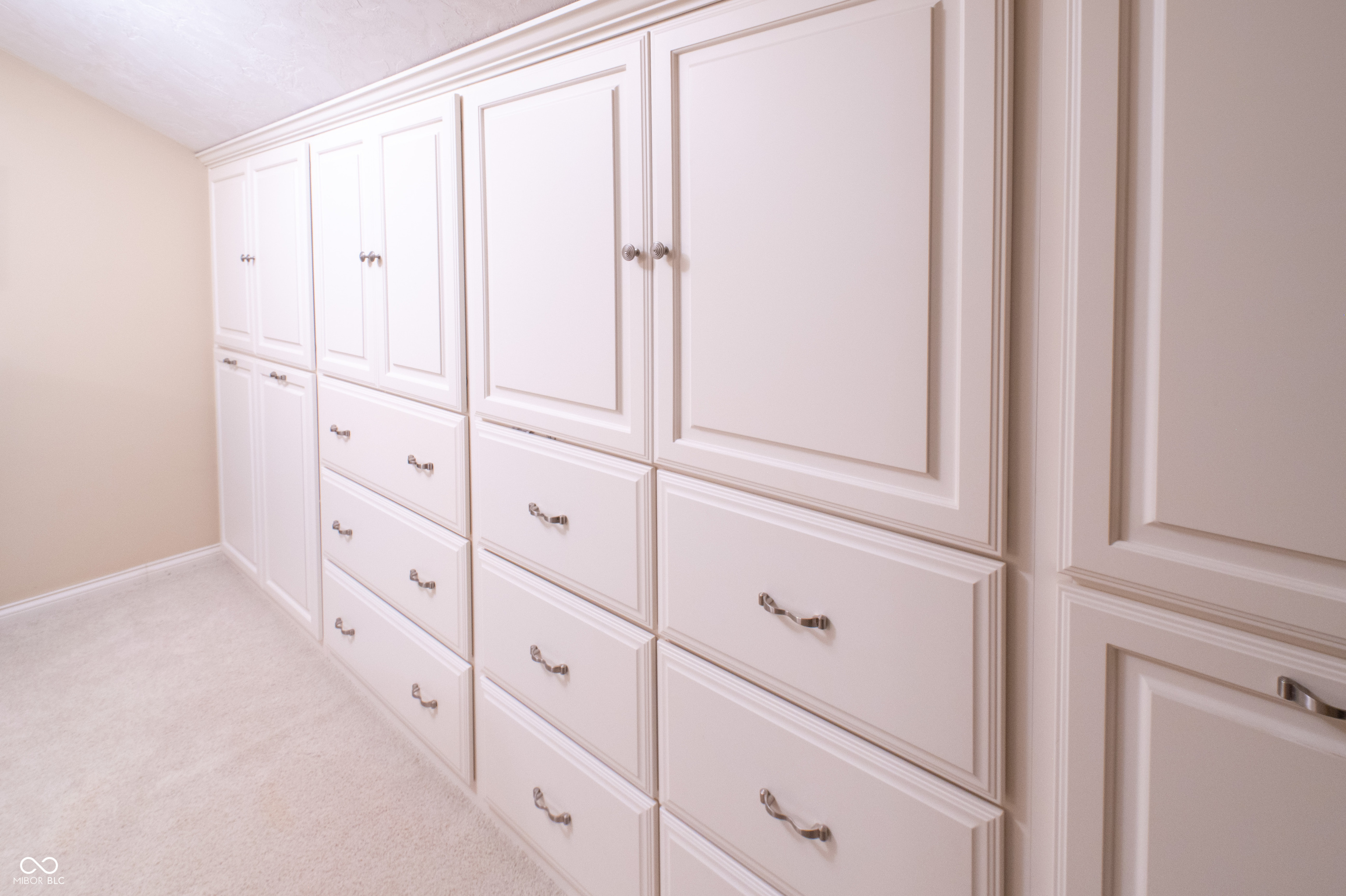 1700 Pathway Drive S