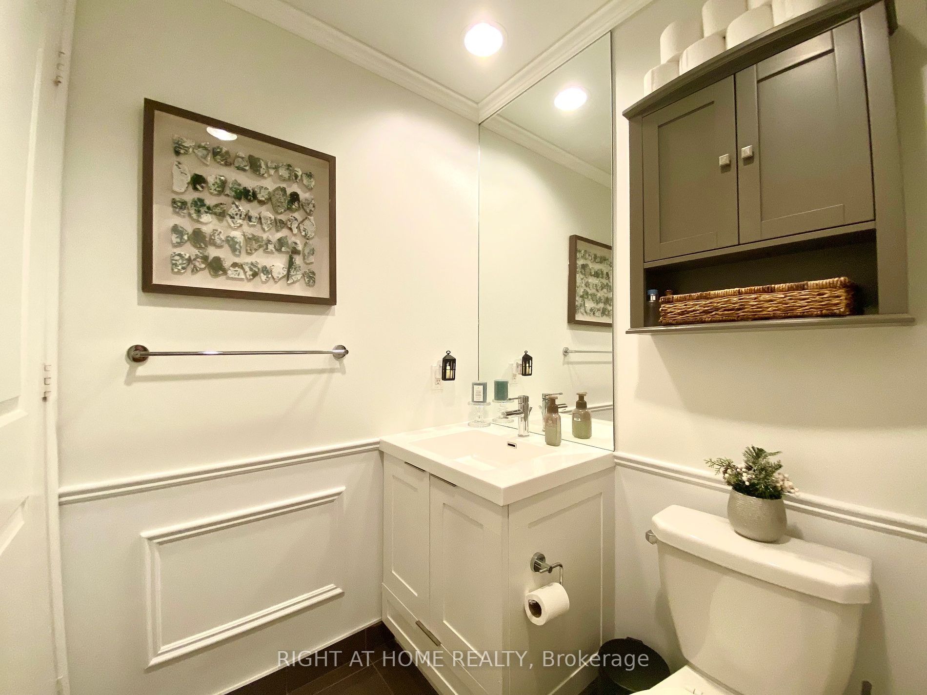 80 Marine Parade Drive Dr 901