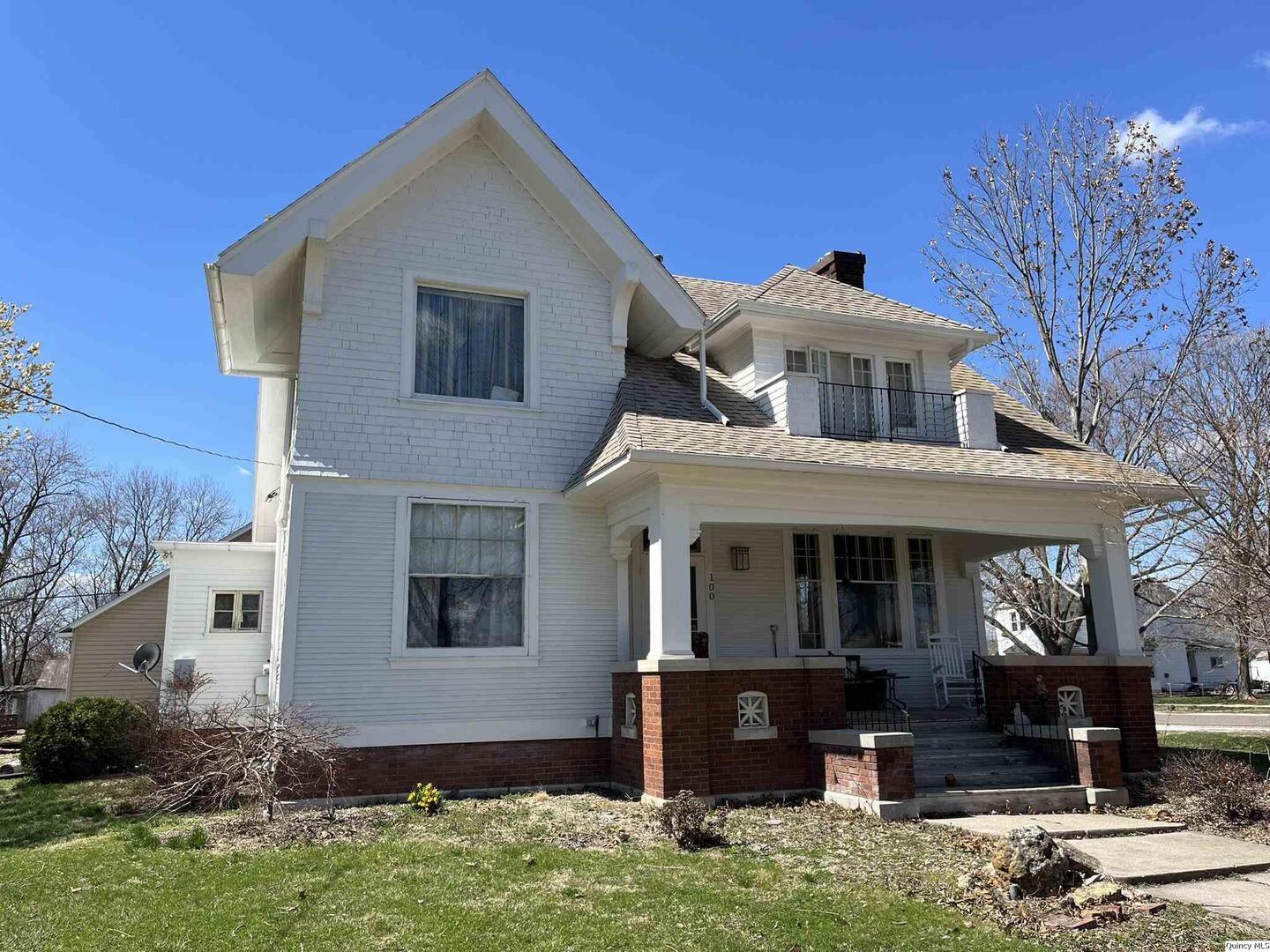 100 S Franklin St.