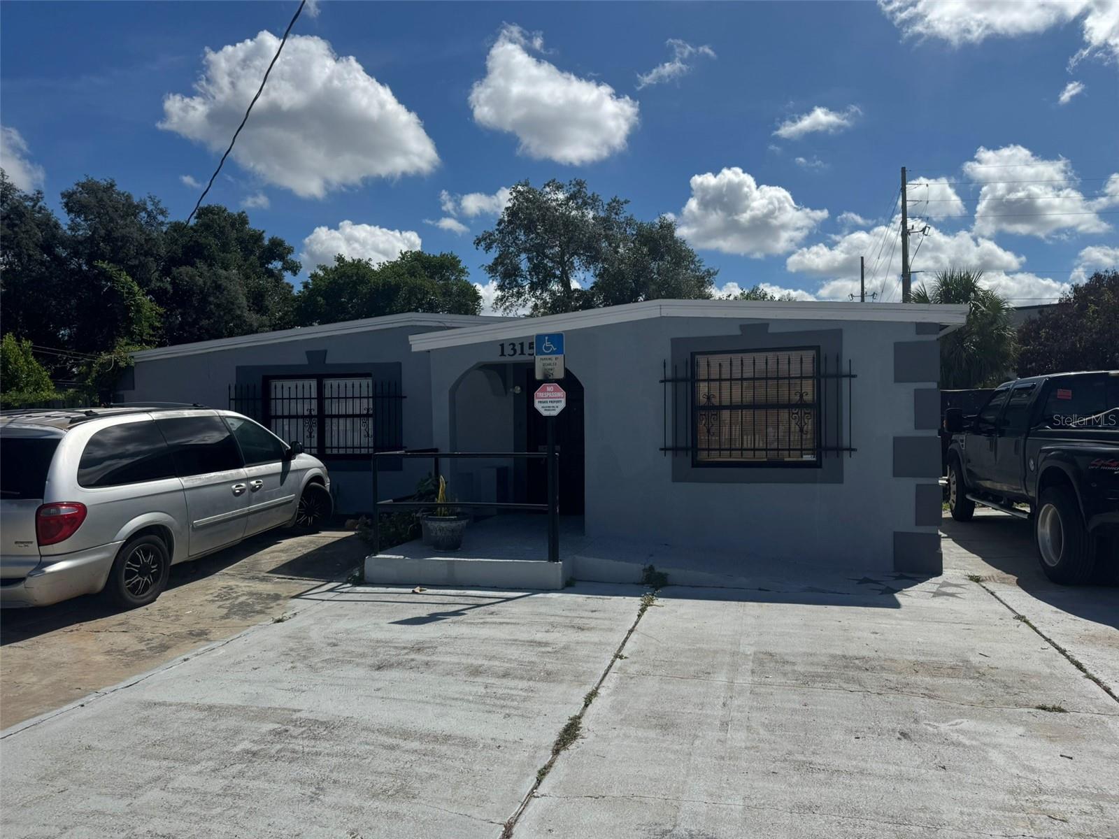 1315 N Pine Hills Road, Orlando, FL