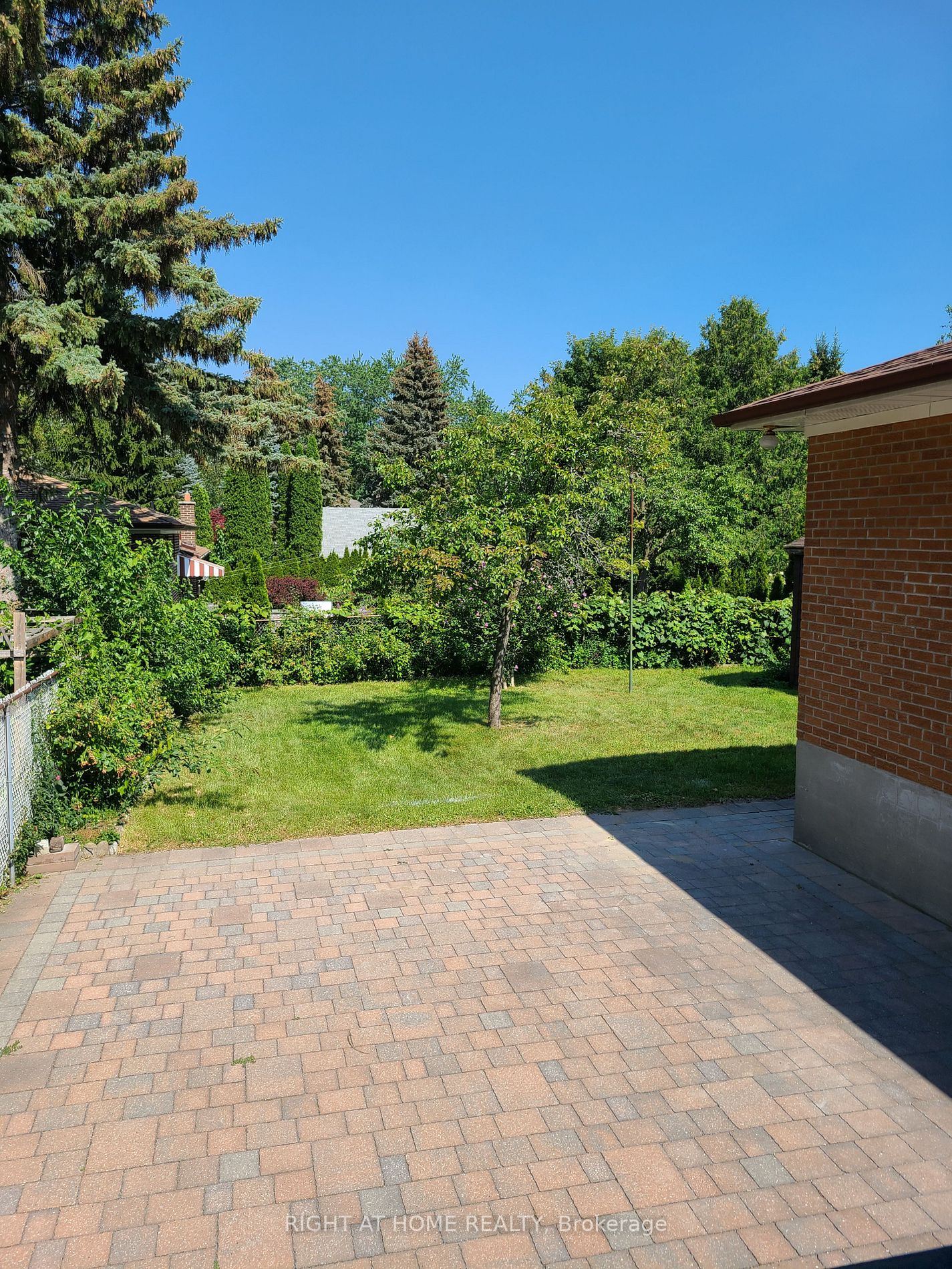 33 Minnacote Ave Main