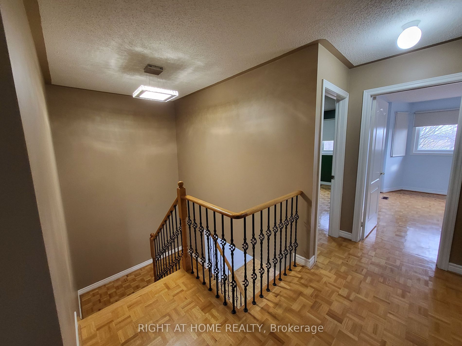 37 Giotto Cres