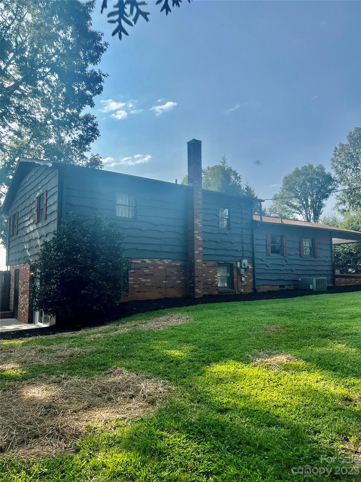 3505 Deal Mill Road