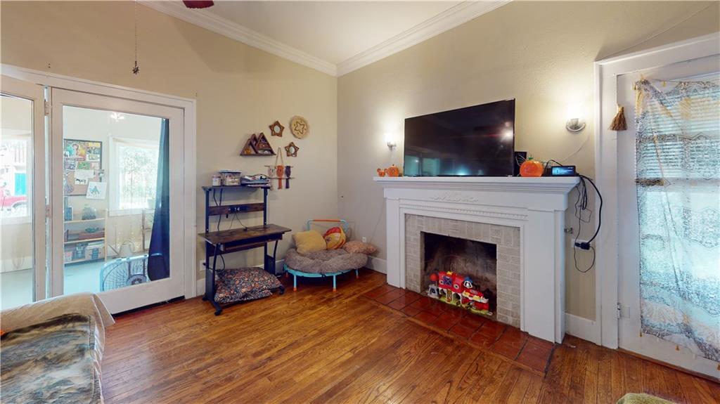 203 W Arch & 304 S Main Street
