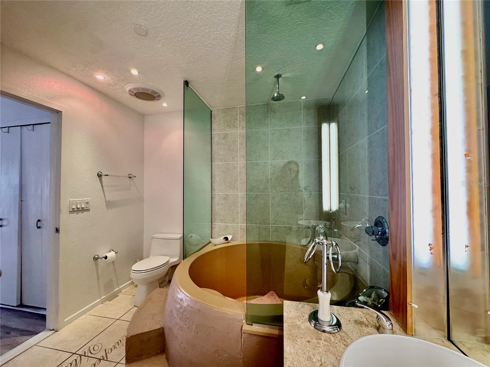 Excellent condition, one bedroom, one and half bath corner end unit that includes an underground parking spot, that will be transferred at time of sale. Parcel #38-11-31-1915-000A0-P011. European Village is close to everything in Palm Coast, Restaurants, Shopping, Golf and Atlantic Ocean. Across the street is the Intracoastal Waterway with miles of walkways and bike trails.