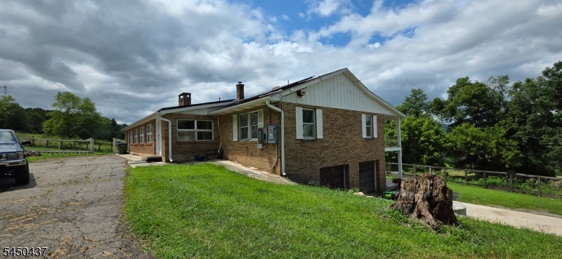 610 Jackson Valley Rd — photo 5 of 40