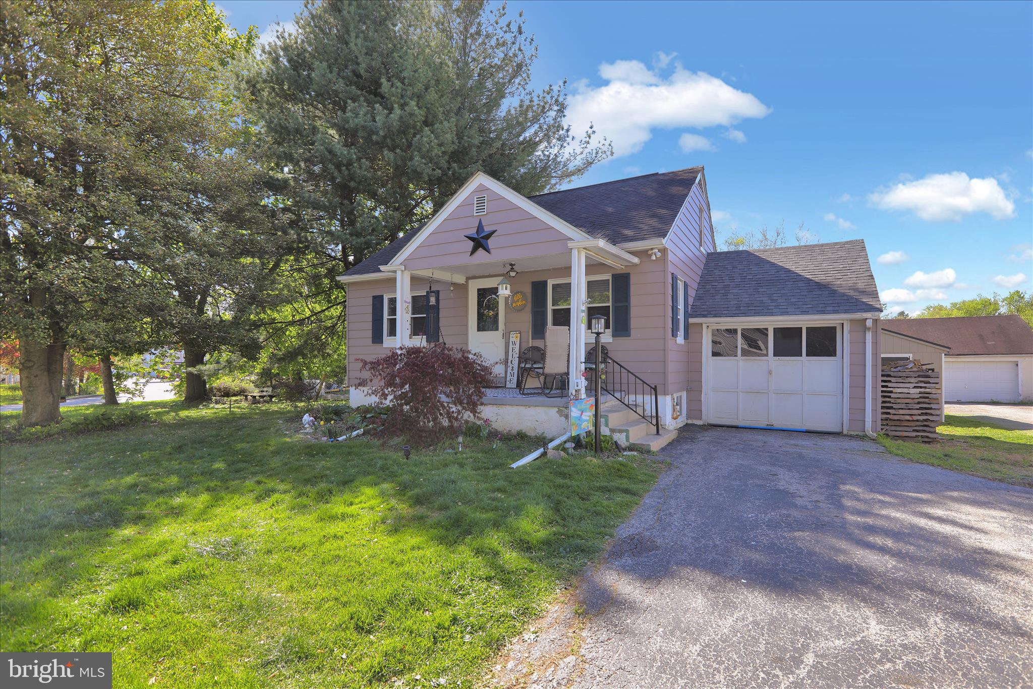 Set along a quiet country road on a quarter‑acre lot, 3810 Humpton Road offers a charming blend of comfort, character, and convenience in a desirable Downingtown location. The home is in Coatsville SD and welcomes you with a spacious living room featuring a soaring cathedral ceiling, creating a bright, open atmosphere that feels both inviting and airy.The first floor features a comfortable primary bedroom, along with one full bath and one half bath, offering convenience and everyday functionality. A second bedroom located on the upper level provides added privacy and flexibility—ideal for guests, a home office, or additional living space.Surrounded by natural beauty, the property offers a peaceful setting while remaining just minutes from Route 30, shopping, dining, and local amenities. This home delivers the perfect balance of tranquility and accessibility in the heart of Chester County. With its appealing layout, scenic surroundings, and prime location, 3810 Humpton Road is a wonderful opportunity to enjoy relaxed living in Downingtown.