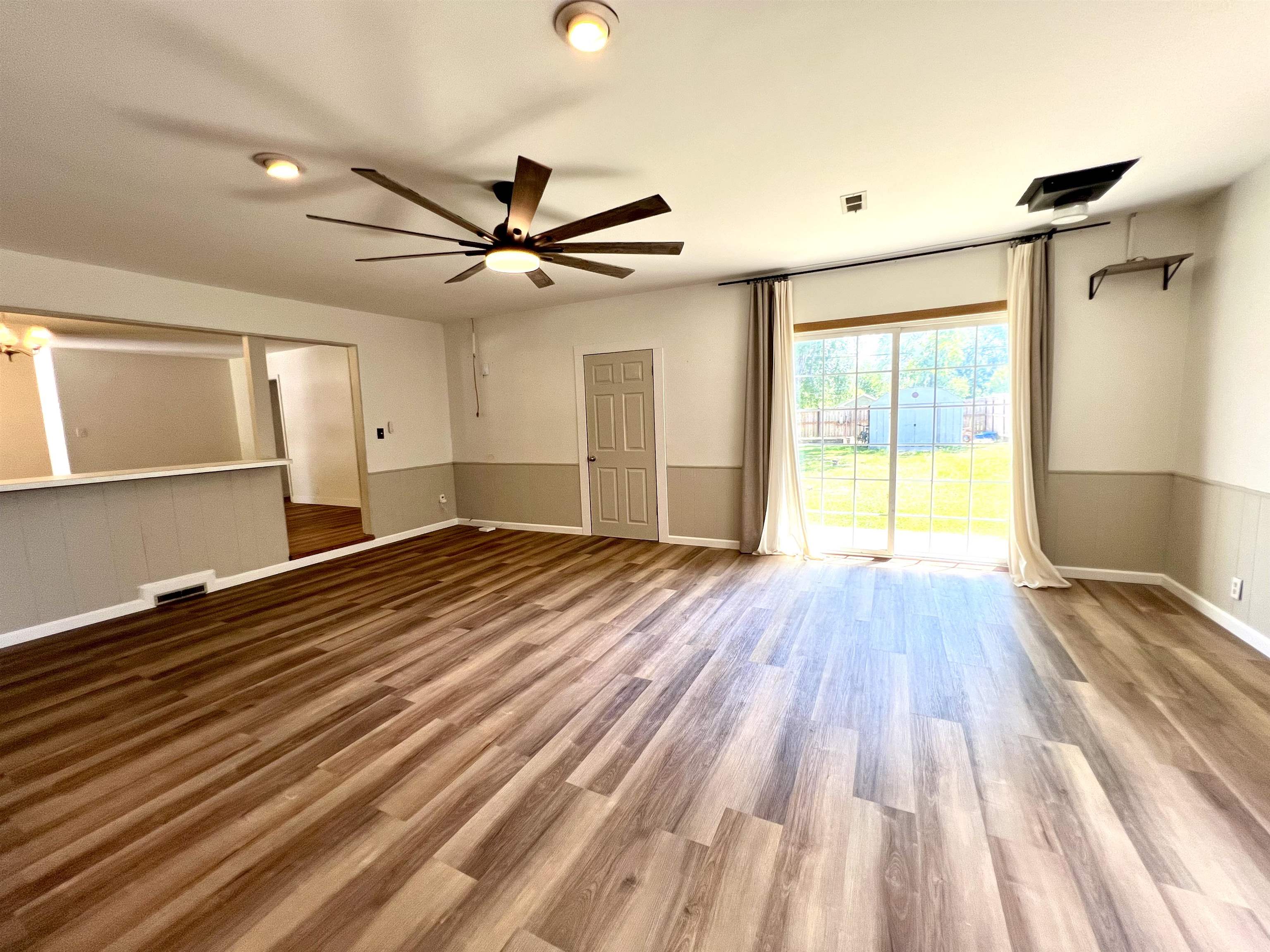 1124 N 7th
