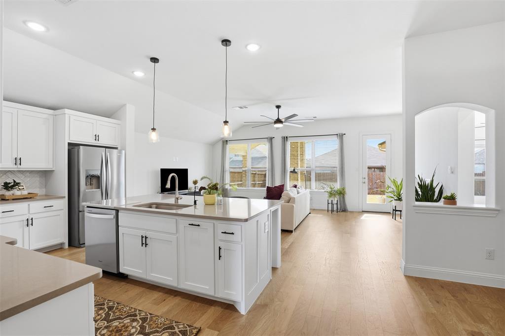 5609 Surry Mountain Trail