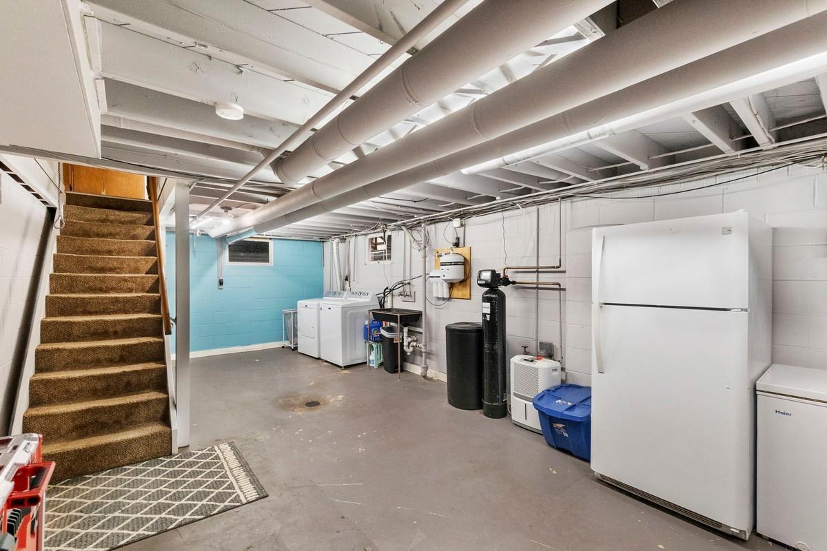 812 8th Street