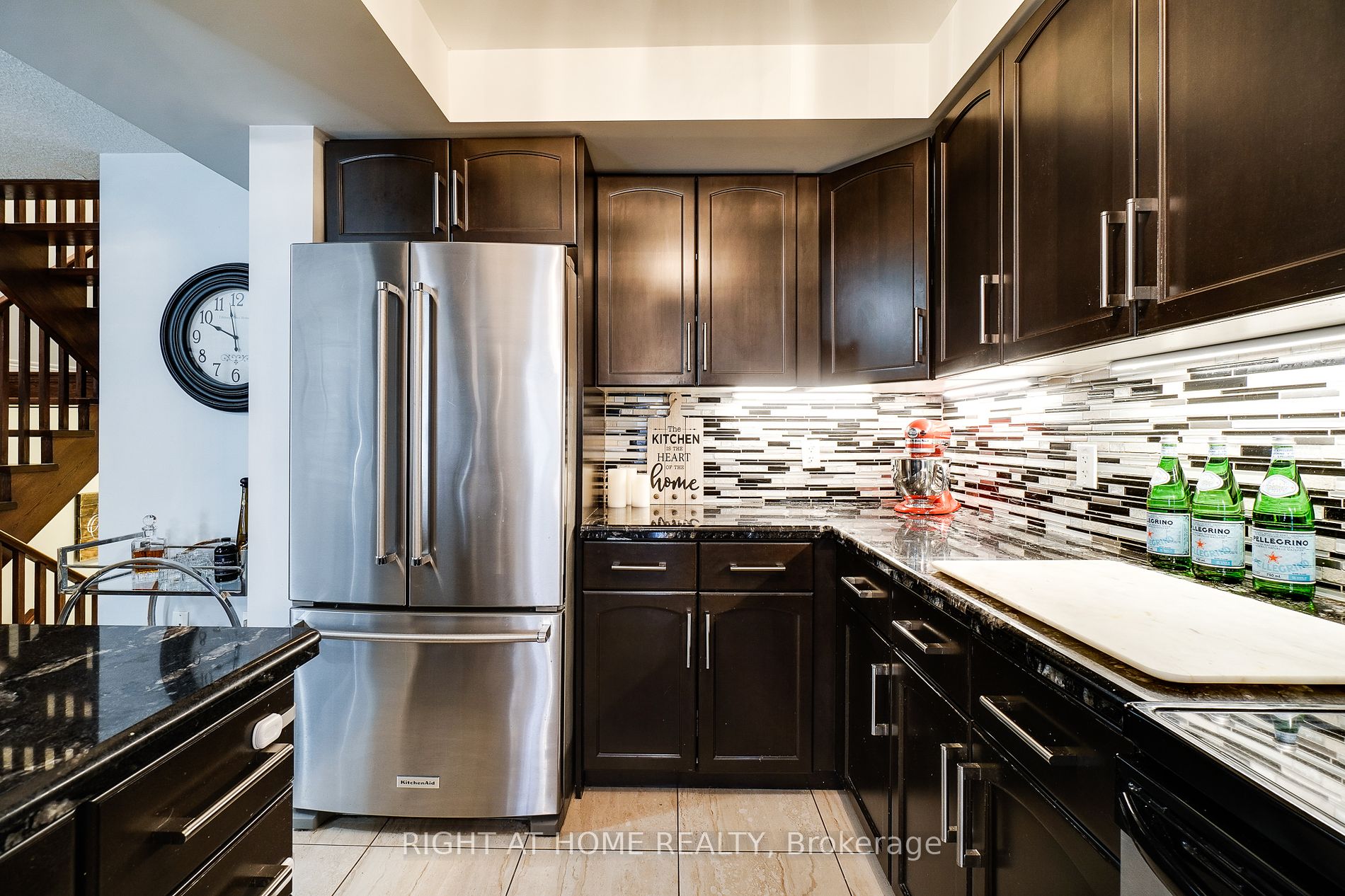 70 Highgate Dr 12