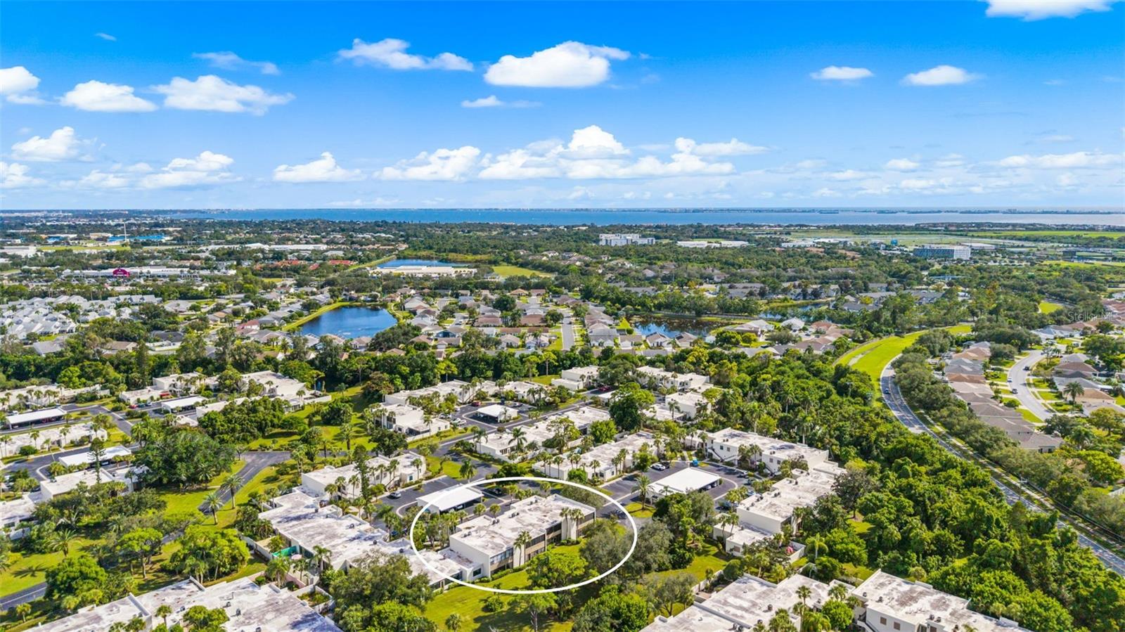 519 Lakeside Drive 519