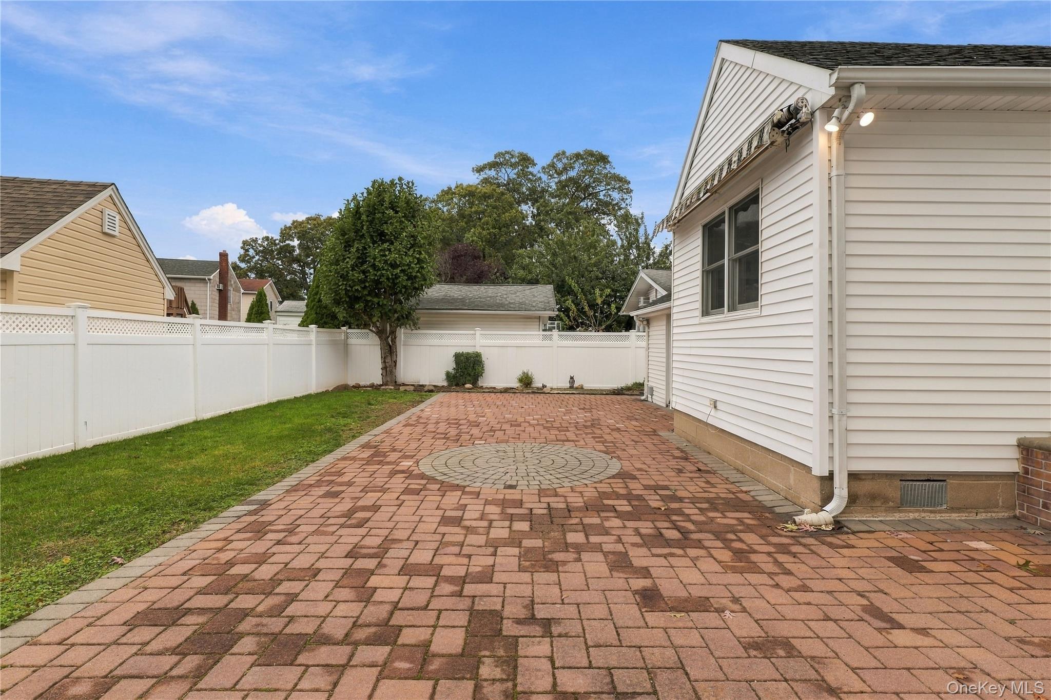 74 Homecrest Court