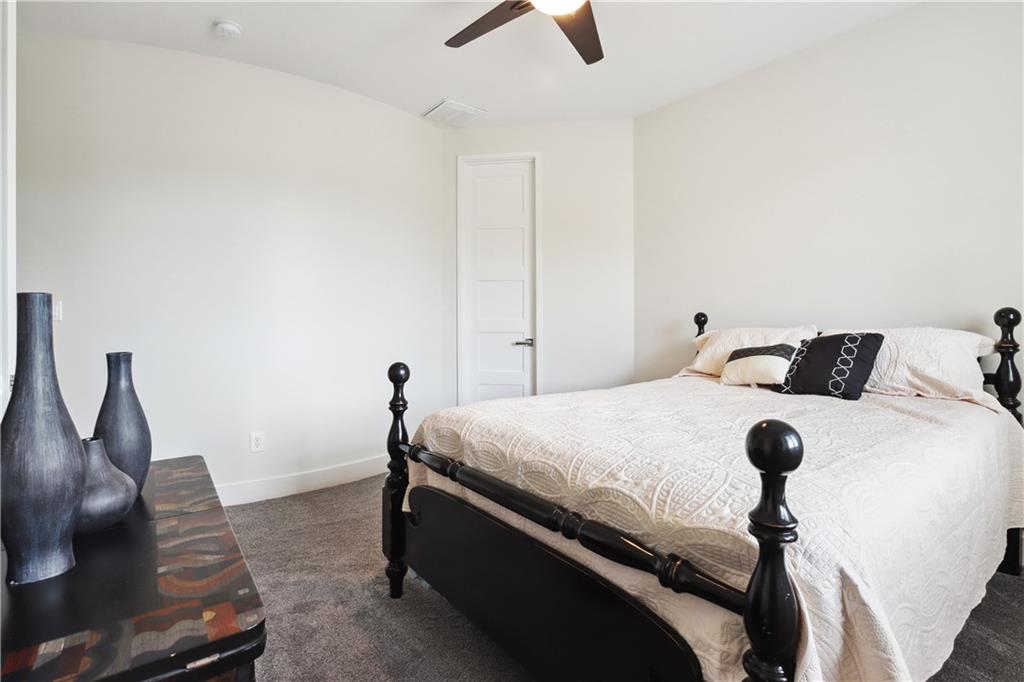 10239 N Kansas Avenue