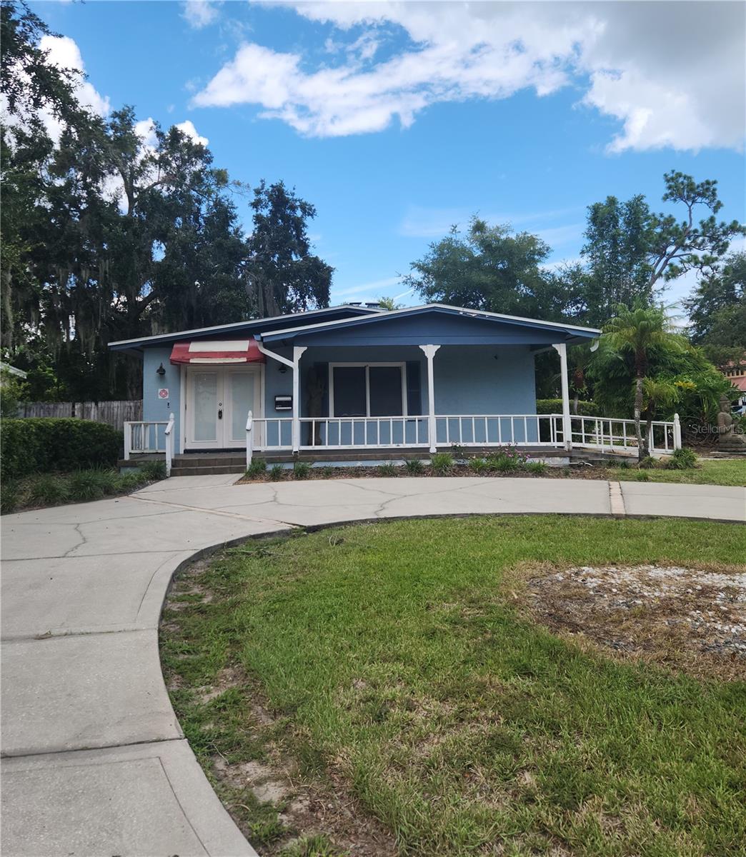 Fantastic location in the heart of the City of Winter Park. This free standing Professional Office building, zoned O-2, sits on a spacious corner lot with ample parking both on-site and along the street. The building's current layout features five office areas, plus a large front entry that can be divided, two private entrances, two baths, a small kitchen, original hardwood floors, and fenced in backyard. Nestled within a charming two-block district of small business offices - including medical, financial, and fitness that are surrounded by highly desirable residential neighborhoods. Walking distance to Advent Health, restaurants, shops,and Ward Park-a 66.4 acre sports complex with the Loch Lomond Trail. Rollins College and popular Park Avenue are also just minutes away.